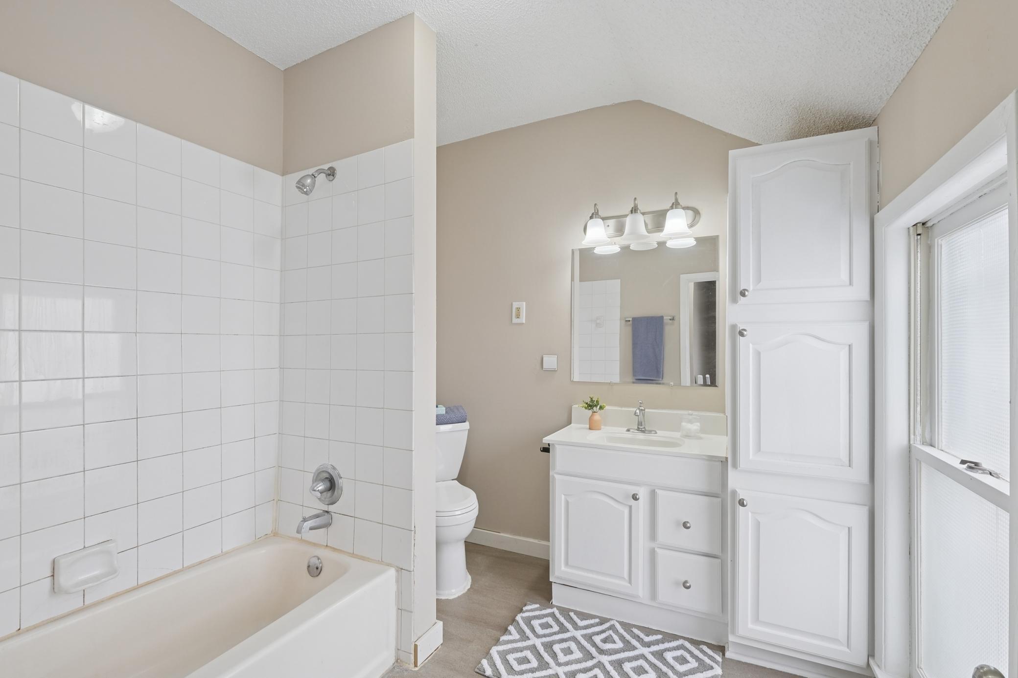 1250 Minnehaha Avenue E, Saint Paul, MN, 55106