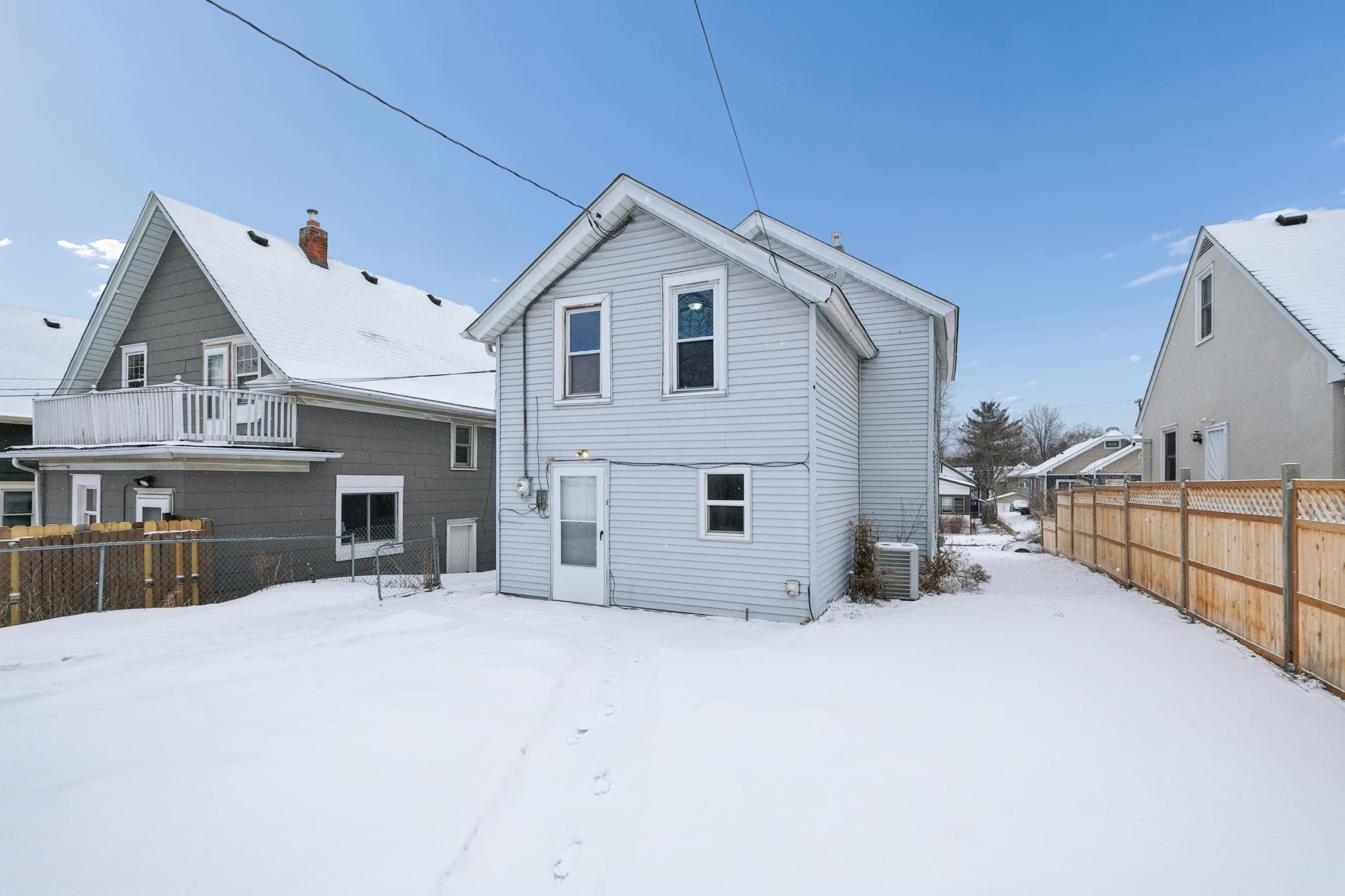 1250 Minnehaha Avenue E, Saint Paul, MN, 55106