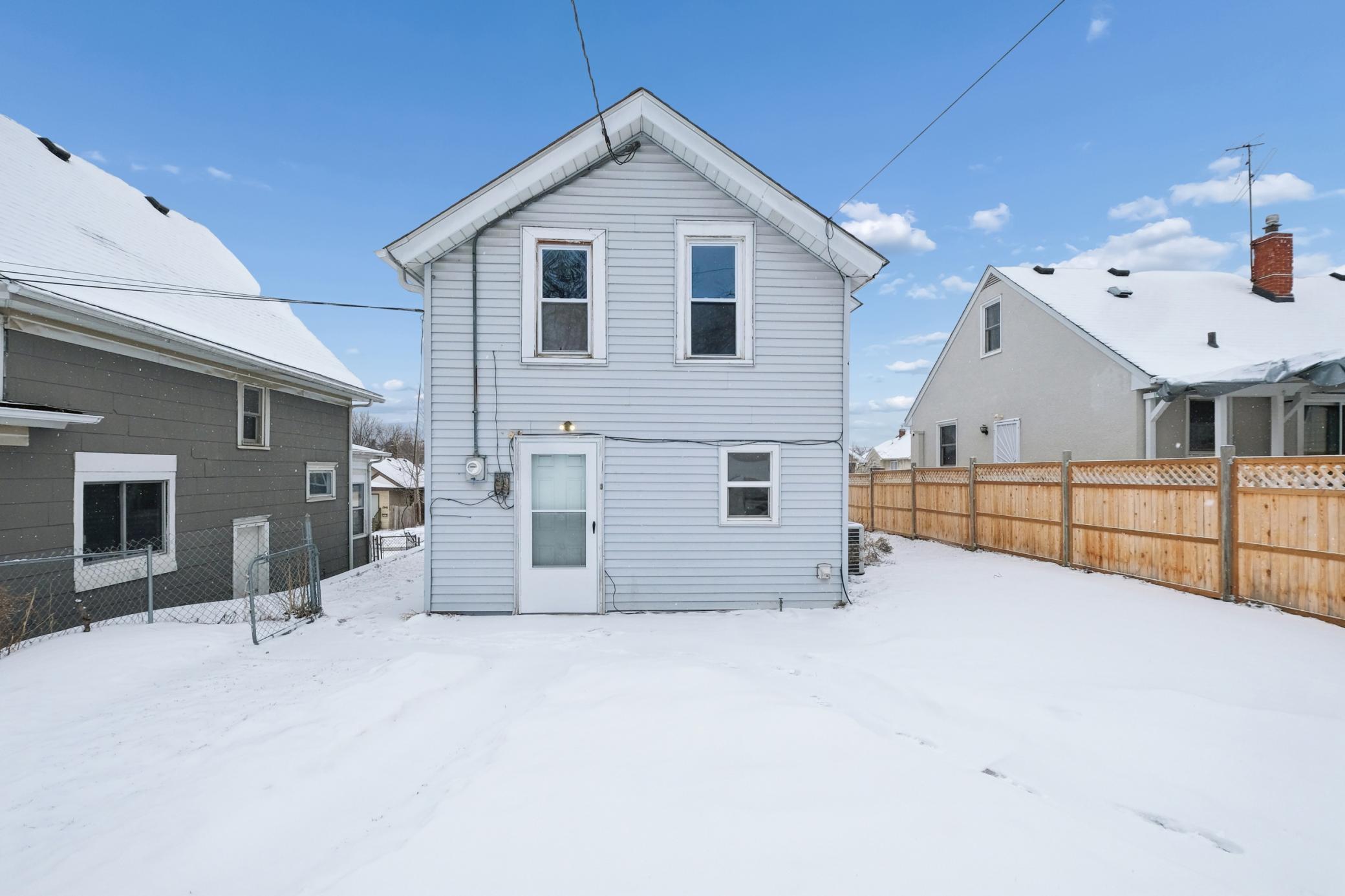 1250 Minnehaha Avenue E, Saint Paul, MN, 55106