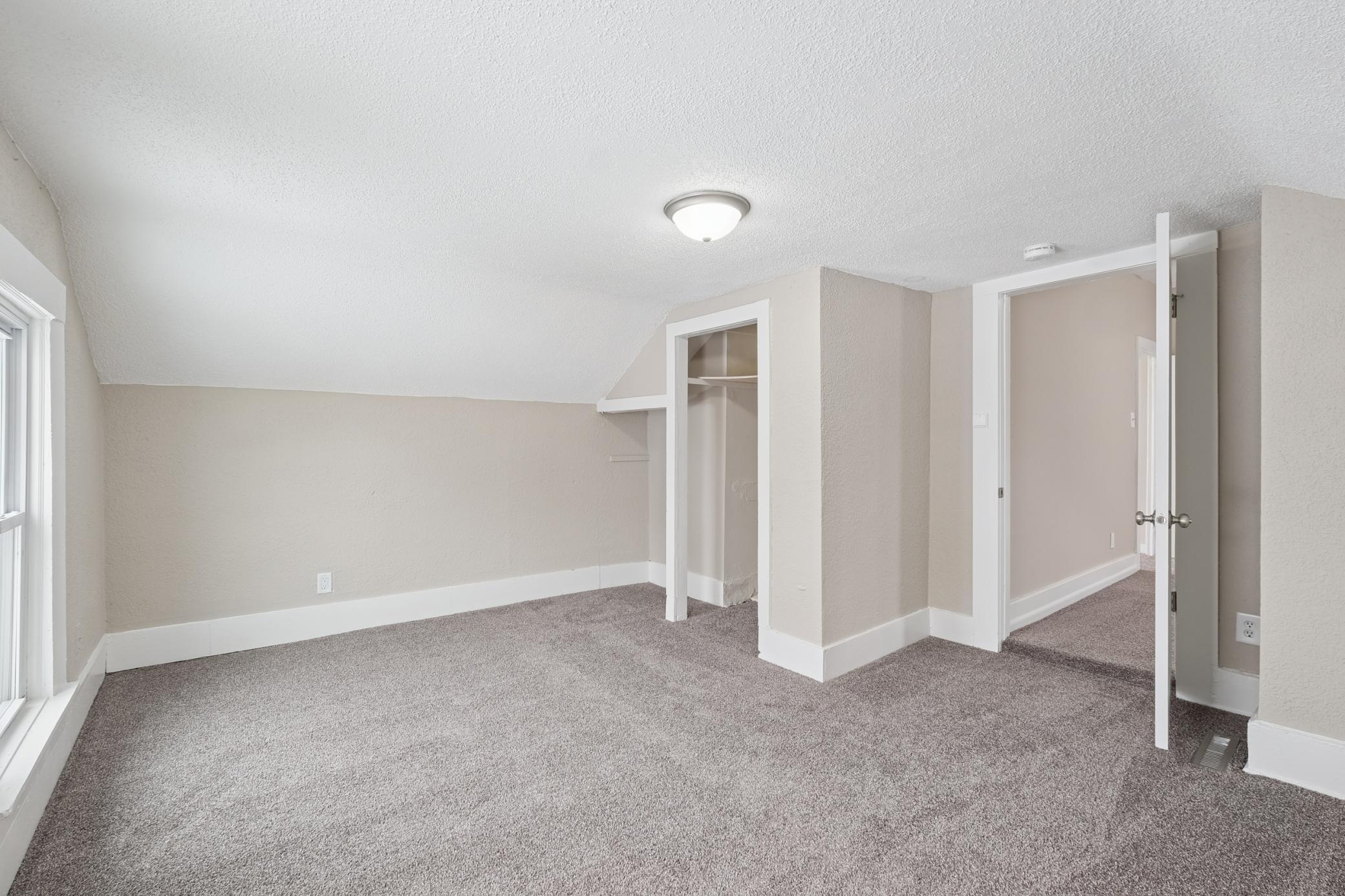 1250 Minnehaha Avenue E, Saint Paul, MN, 55106