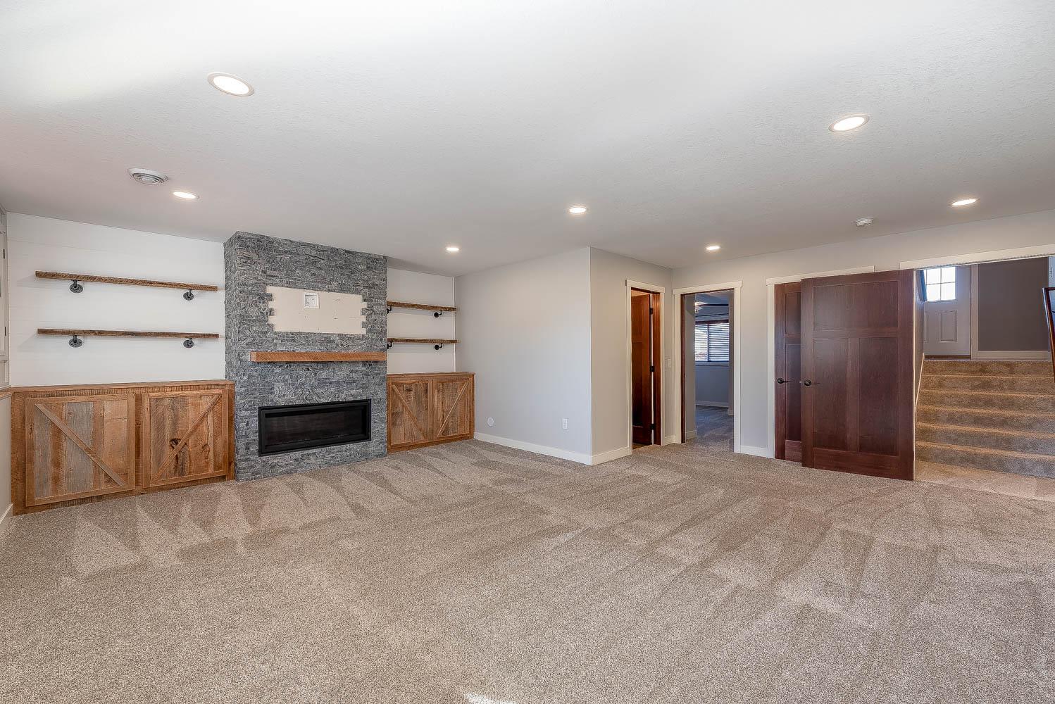 141 Chase Avenue, Nicollet, MN, 56074