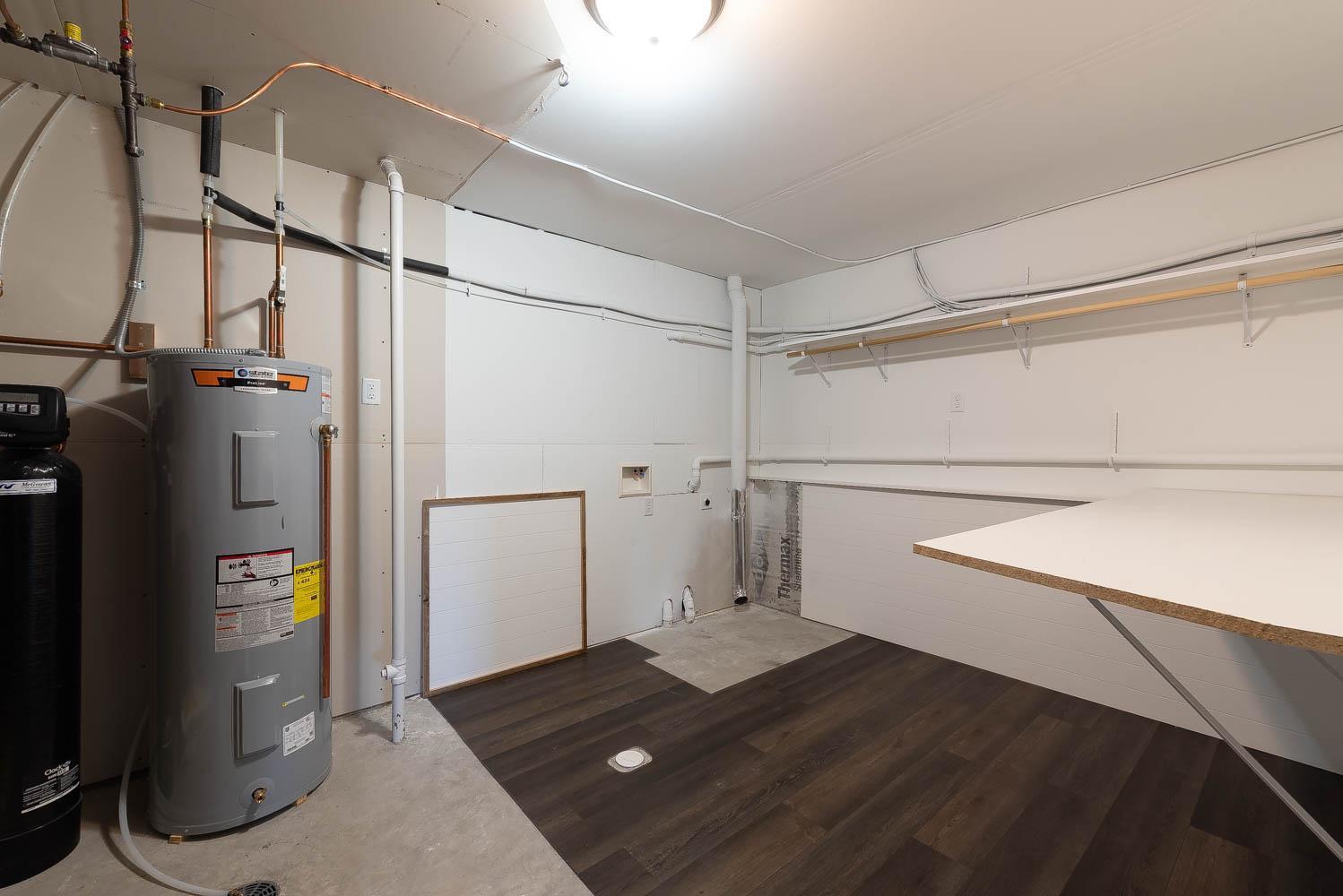 141 Chase Avenue, Nicollet, MN, 56074