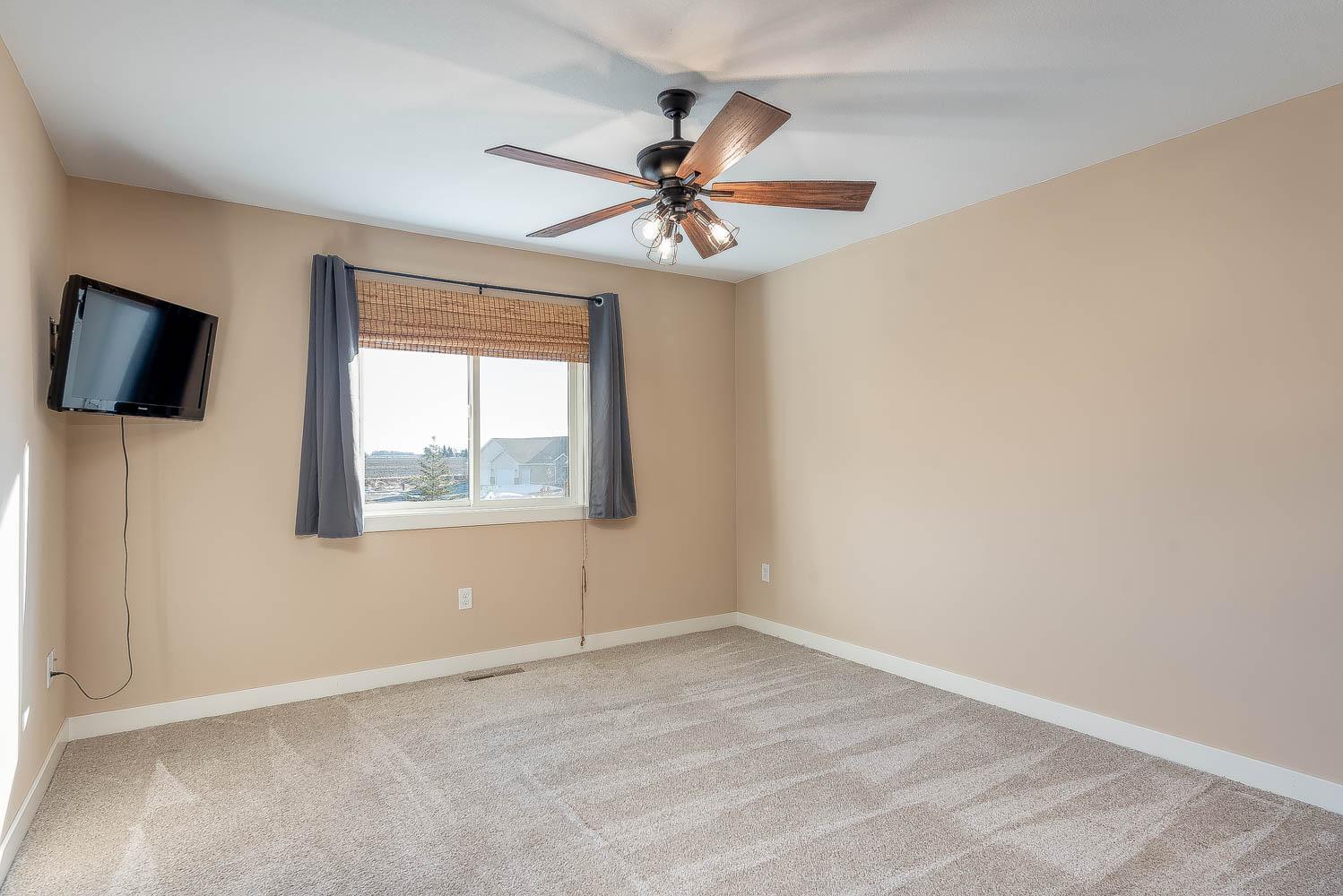 141 Chase Avenue, Nicollet, MN, 56074