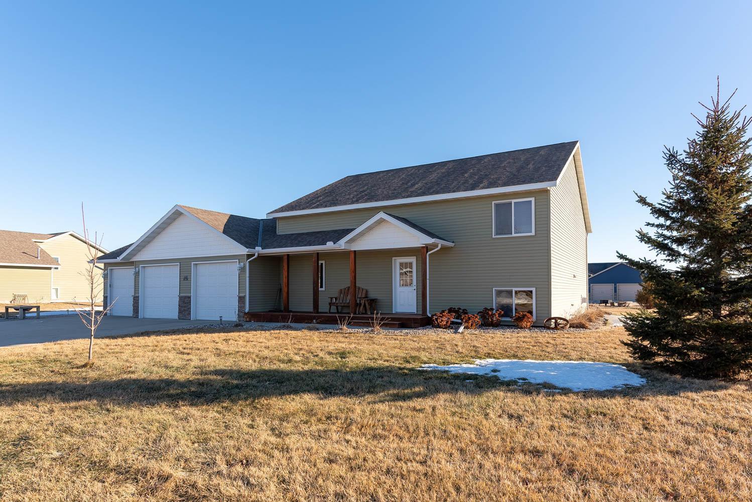 6295 Ivywood Avenue S, Cottage Grove, MN, 55016