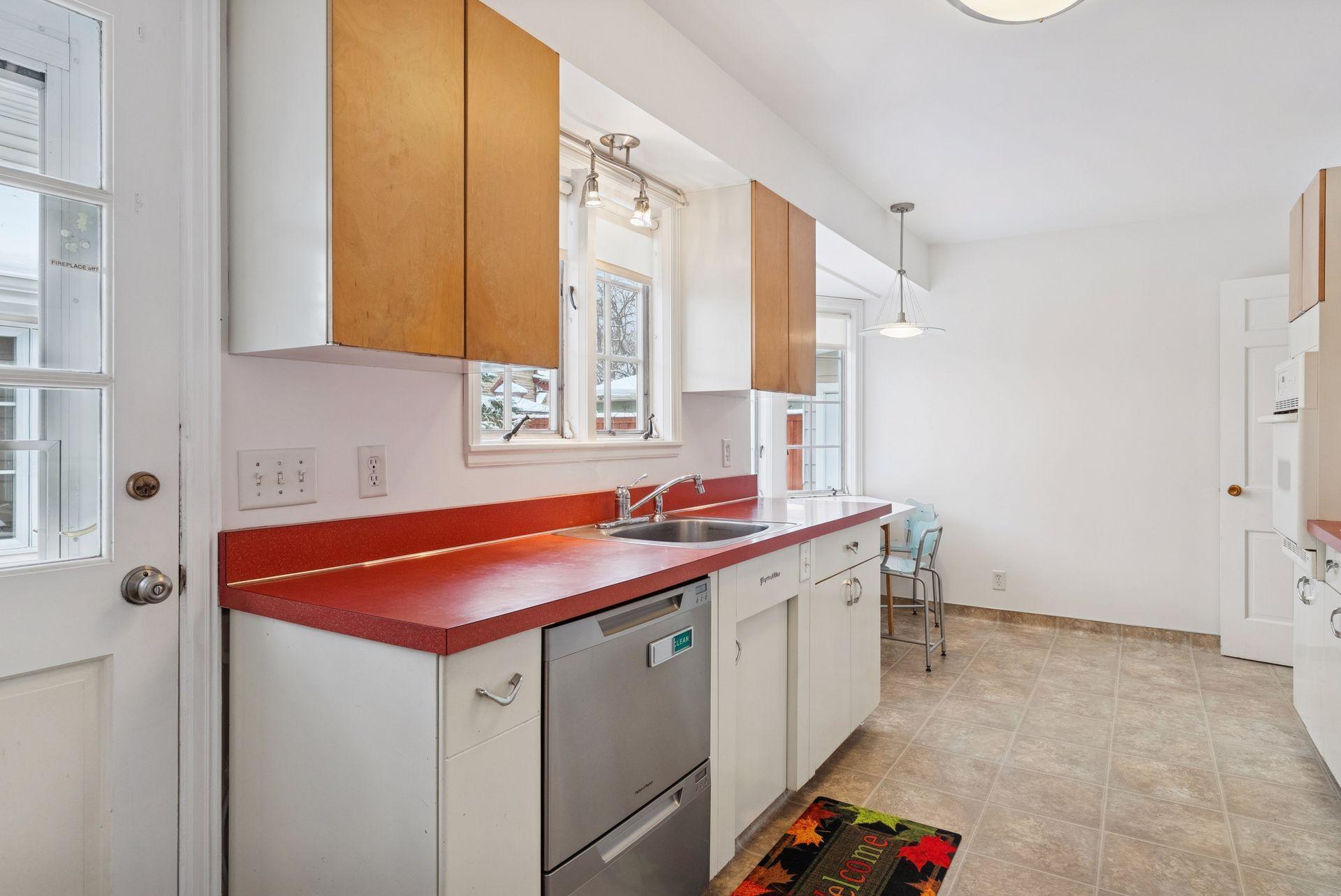 MLS #NST7010533 image #1