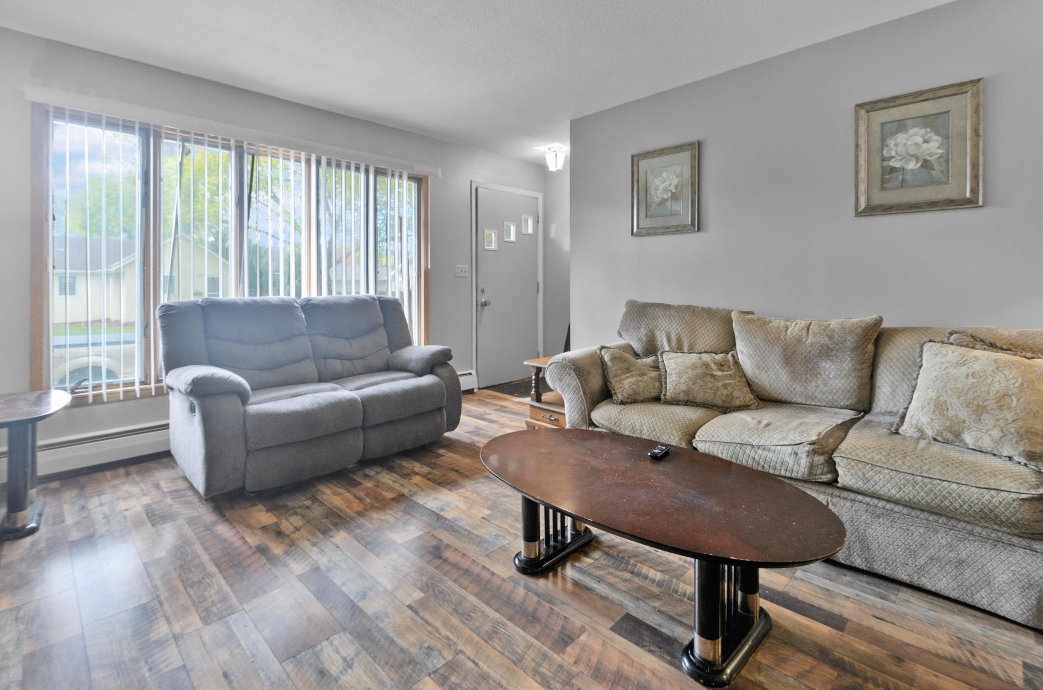 851 5th Avenue S, South Saint Paul, MN, 55075