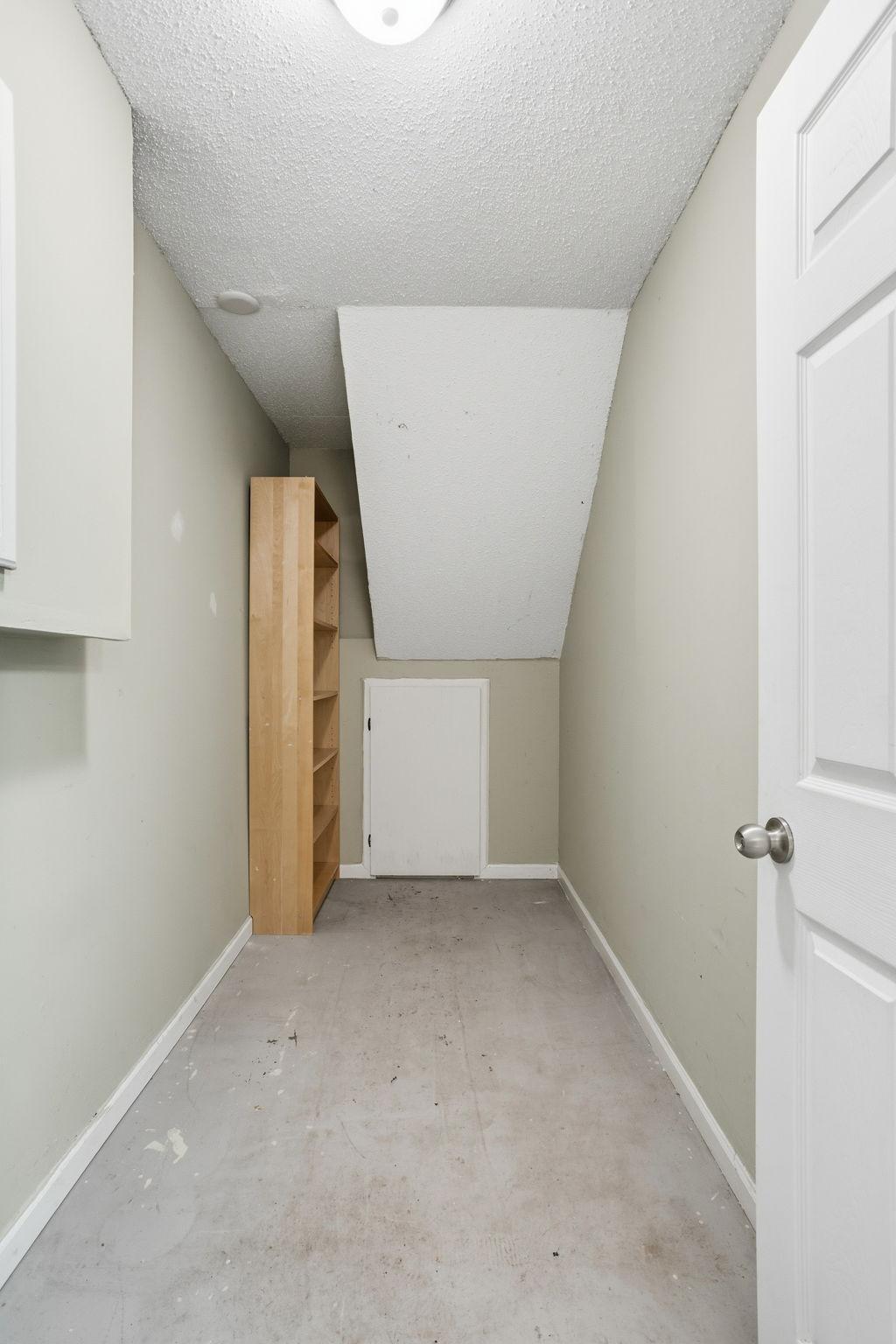 221 River Woods Lane, Burnsville, MN, 55337