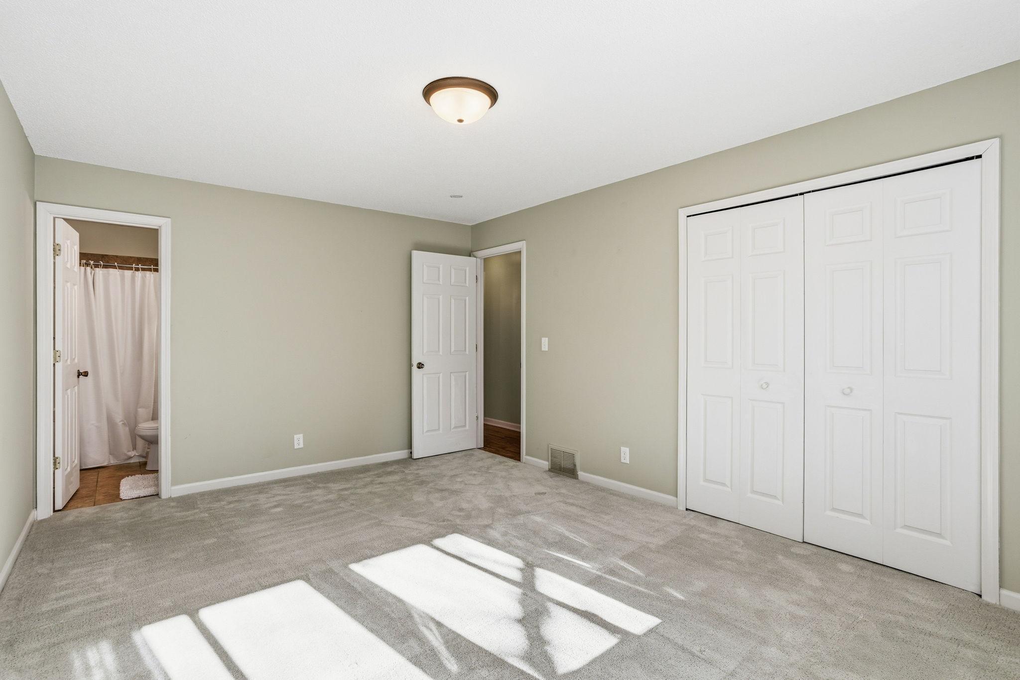 221 River Woods Lane, Burnsville, MN, 55337