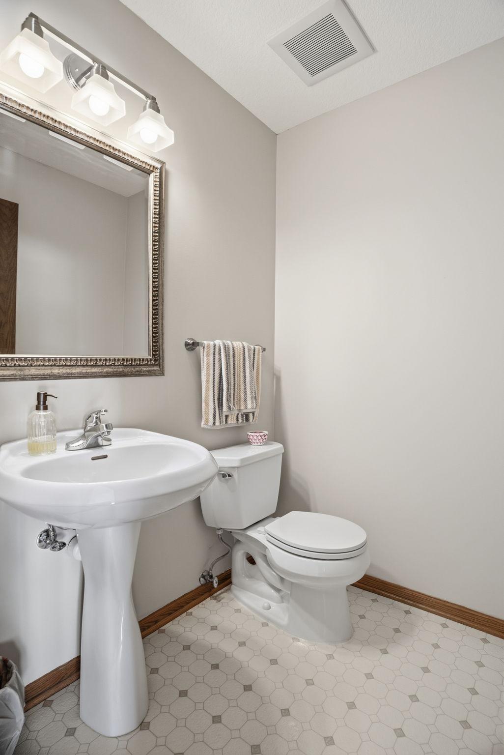 2225 Old Post Road, Independence, MN, 55359