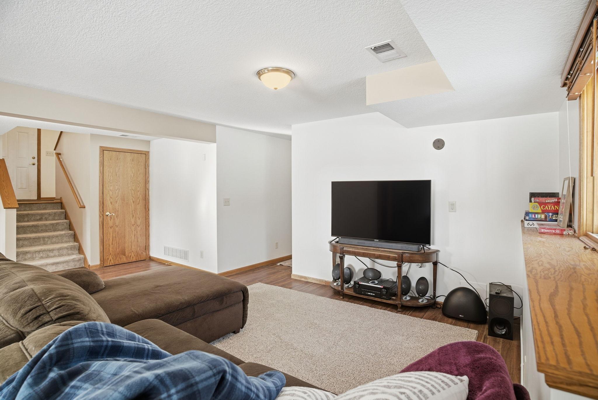 2225 Old Post Road, Independence, MN, 55359