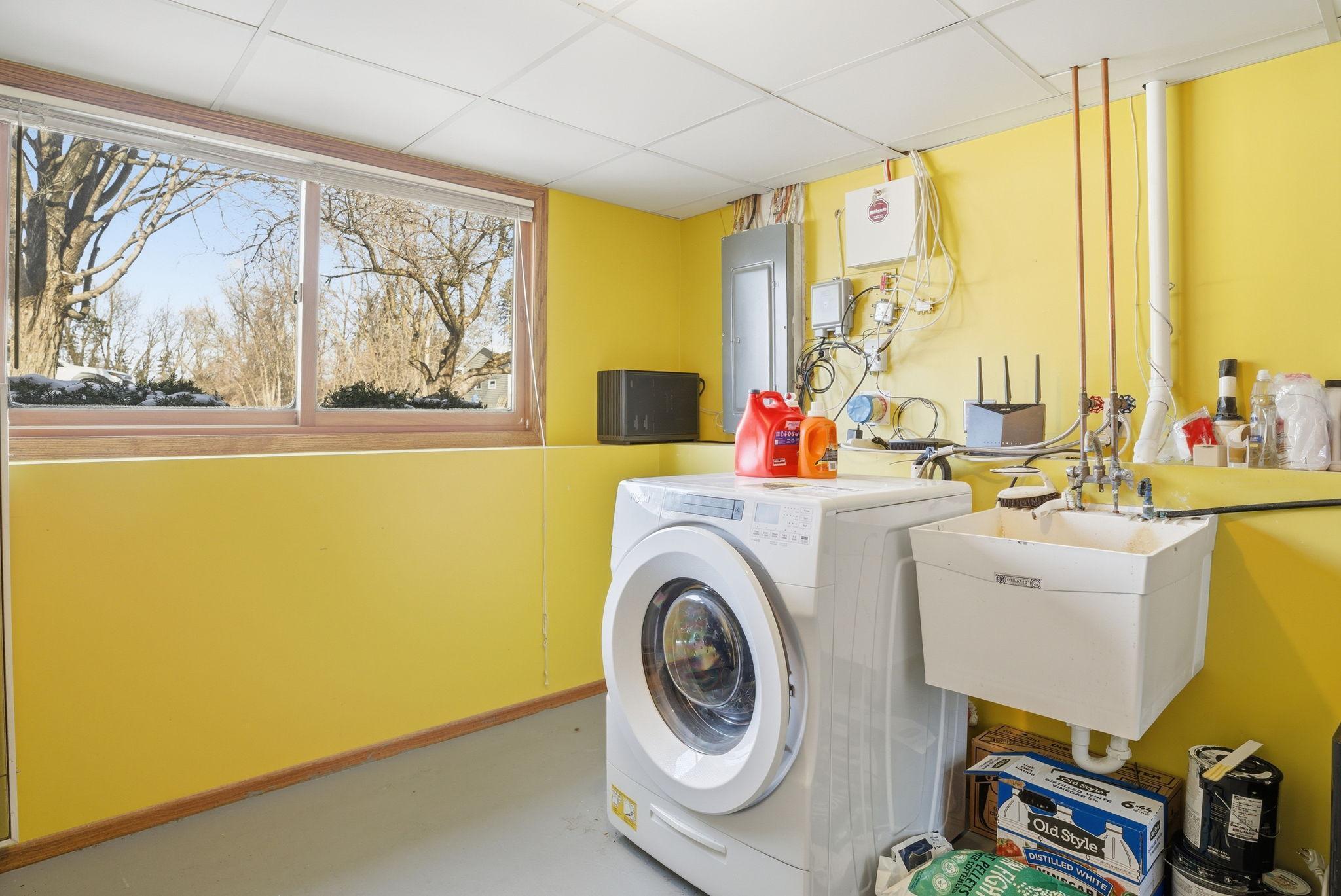 2225 Old Post Road, Independence, MN, 55359