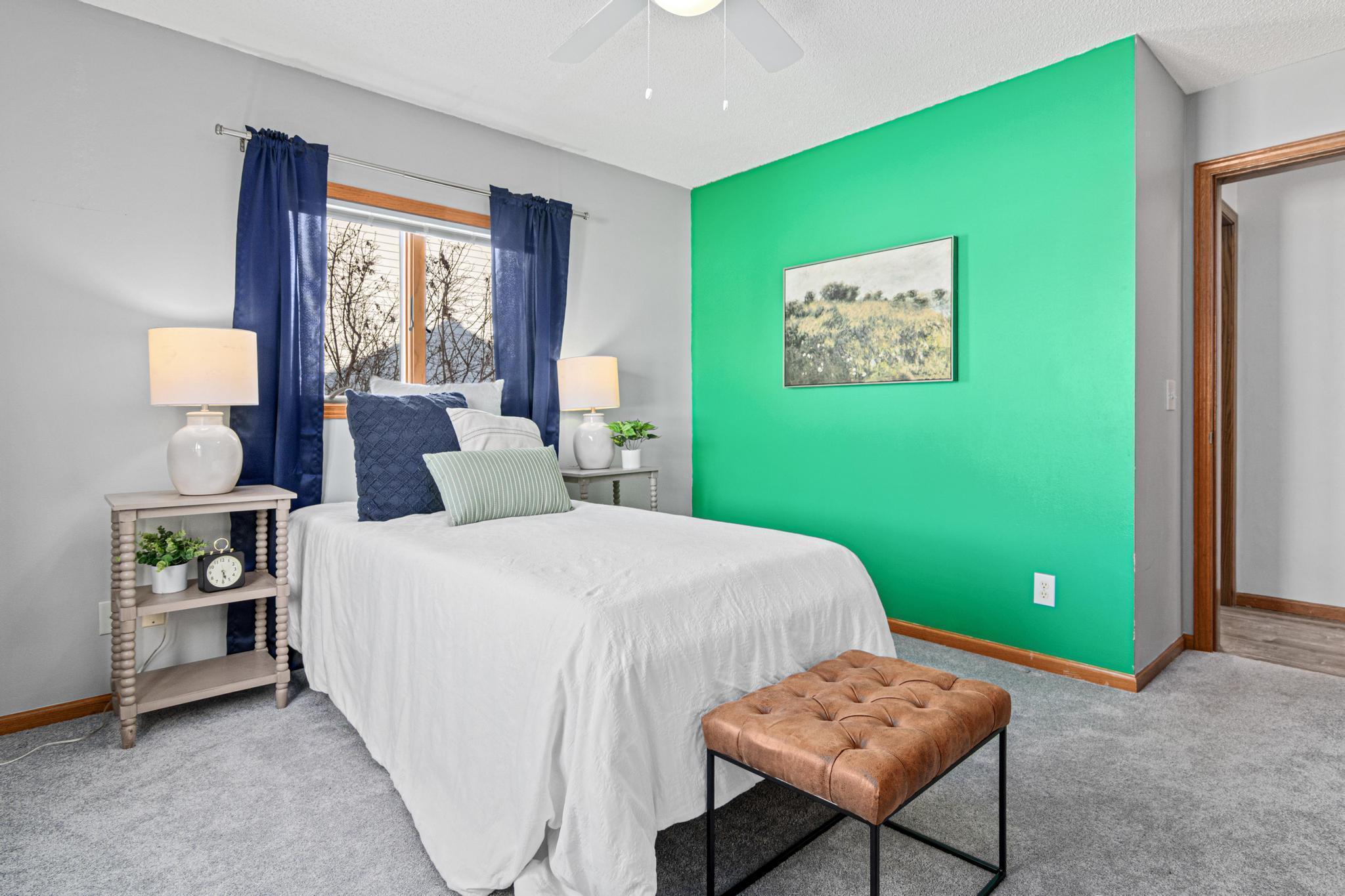 1016 W Ridge Court, New Richmond, WI, 54017