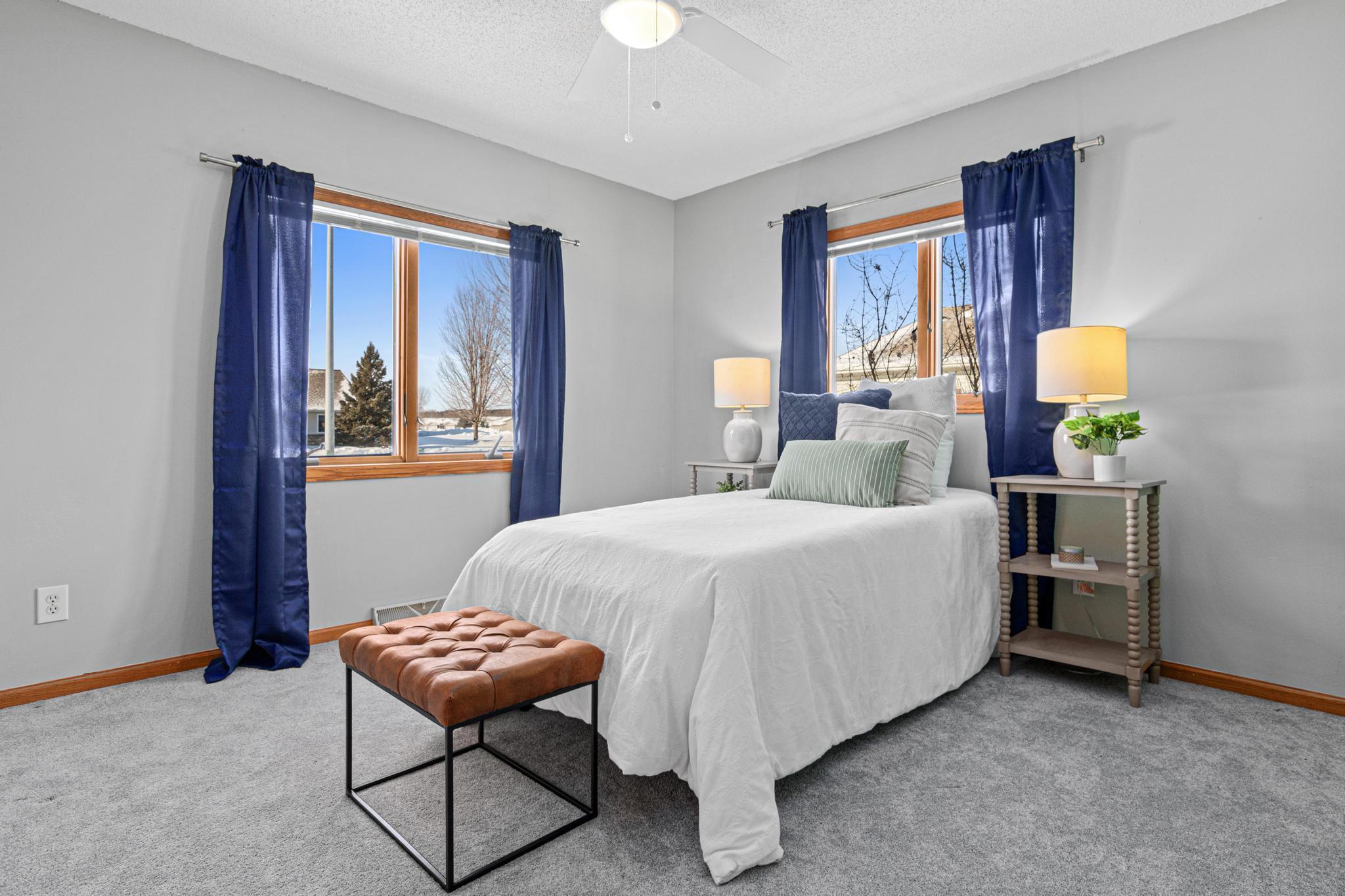 1016 W Ridge Court, New Richmond, WI, 54017