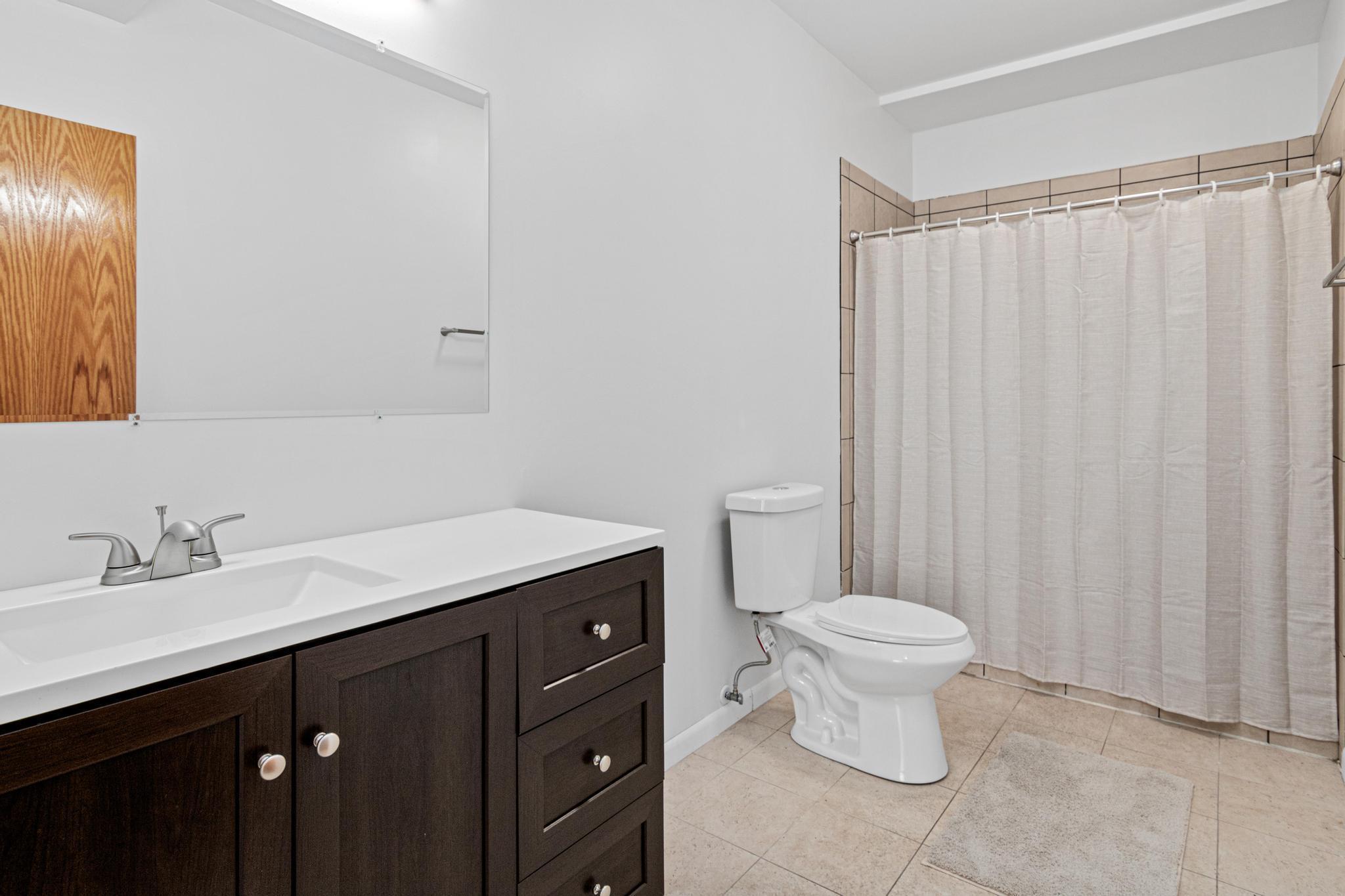 1016 W Ridge Court, New Richmond, WI, 54017