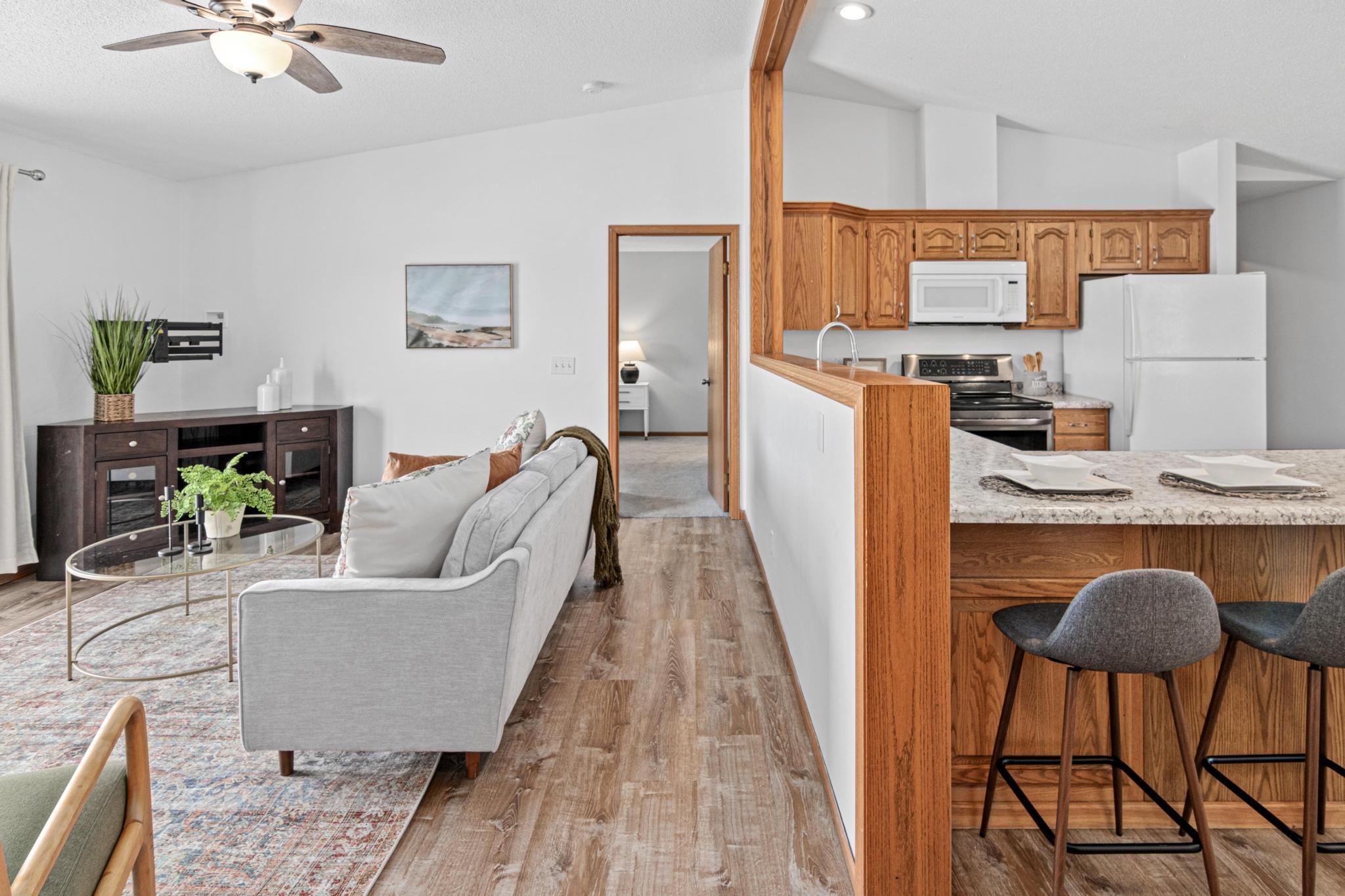 1016 W Ridge Court, New Richmond, WI, 54017