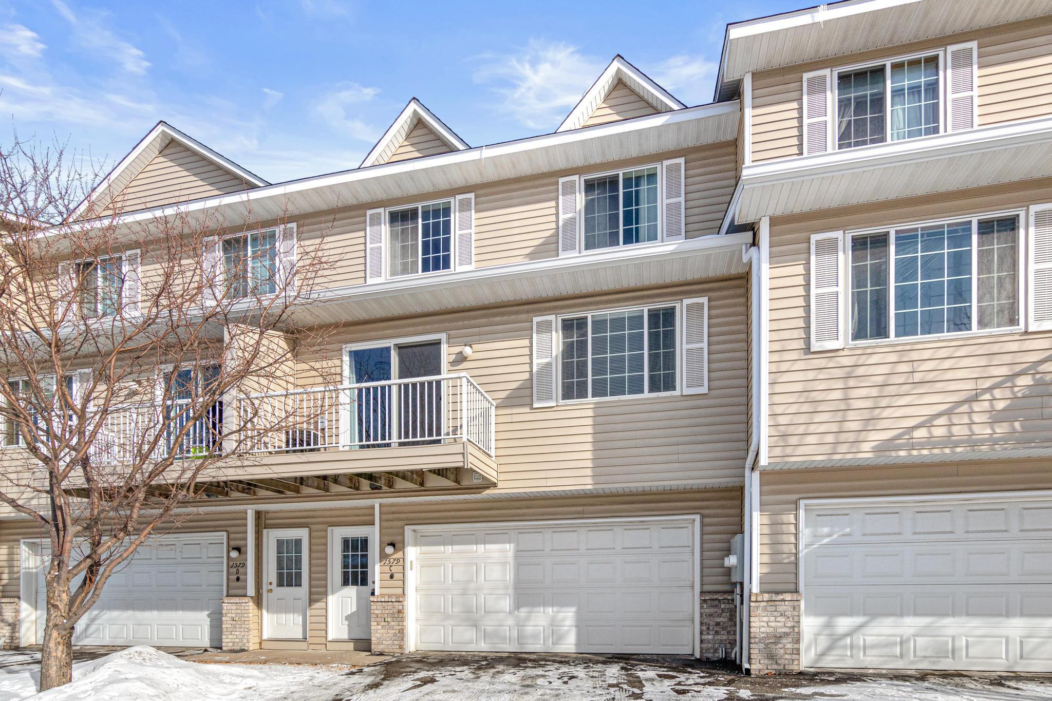 1579 County Road D E UNIT&nbsp;C, Maplewood, MN, 55109