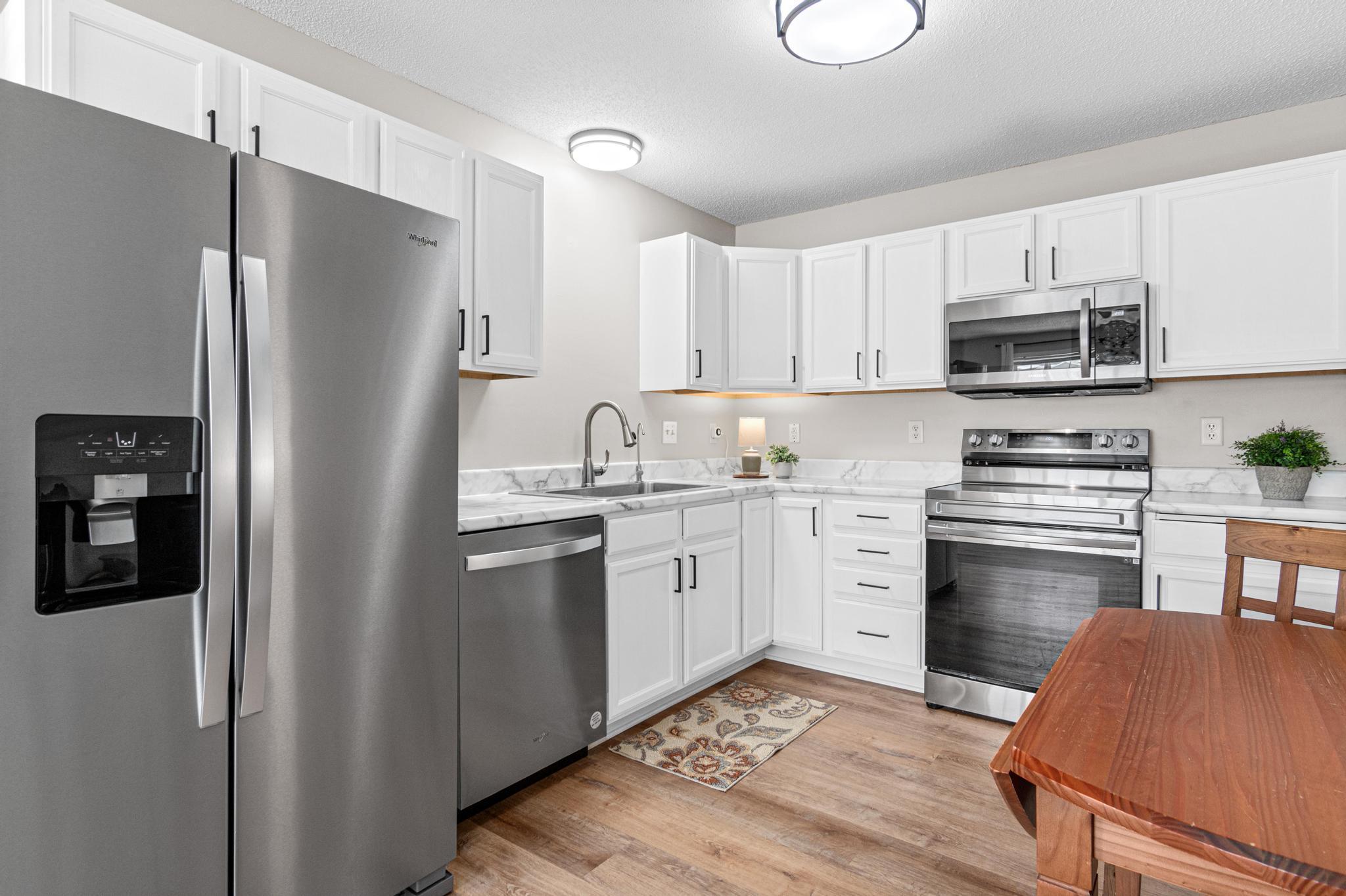 1579 County Road D E UNIT&nbsp;C, Maplewood, MN, 55109