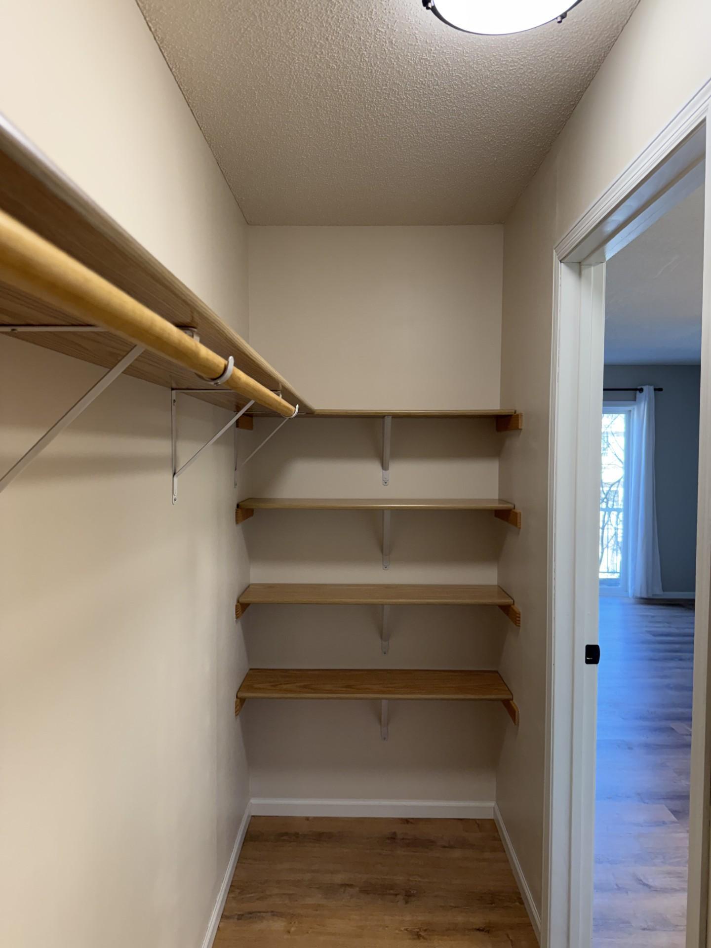 1579 County Road D E UNIT&nbsp;C, Maplewood, MN, 55109