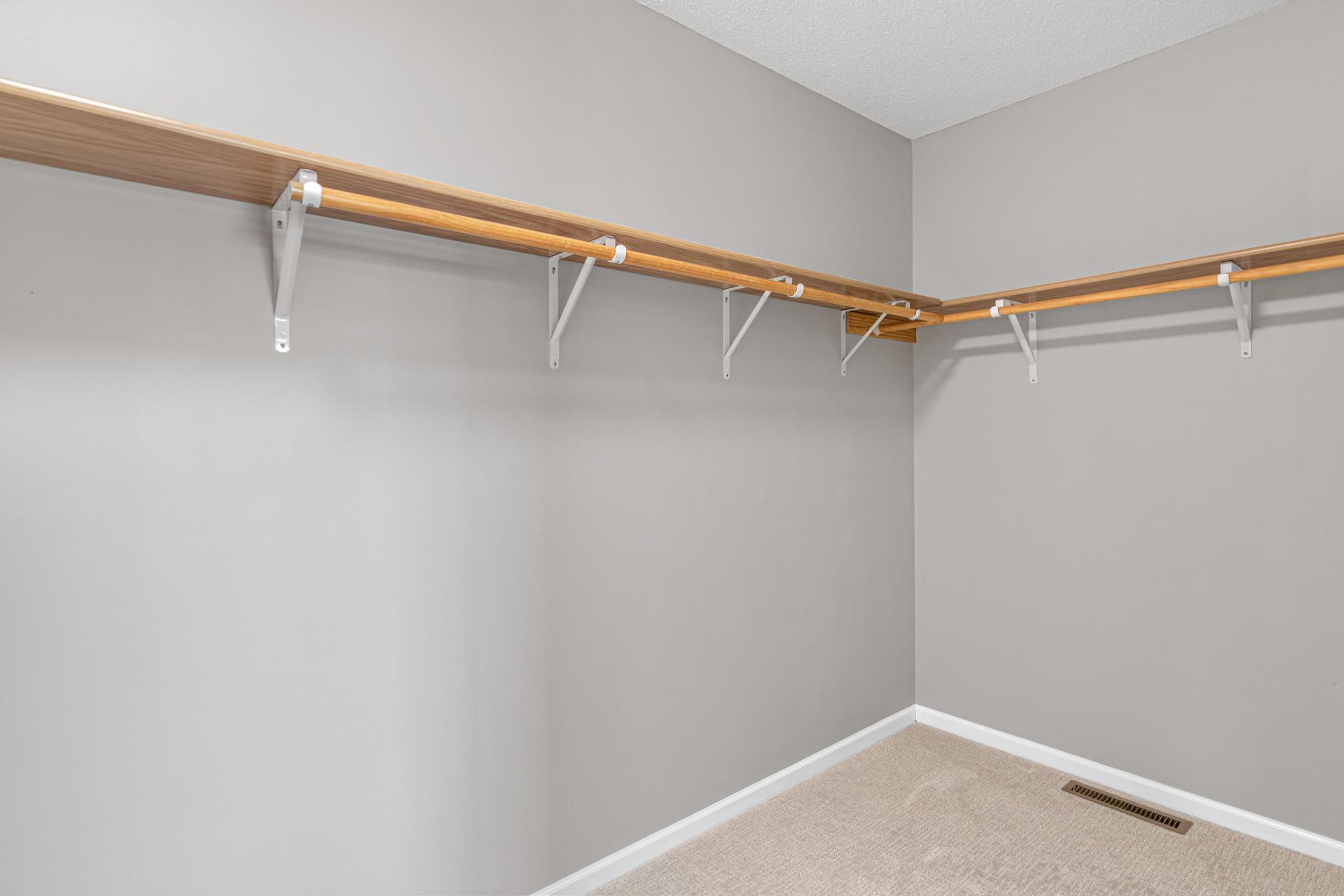 1579 County Road D E UNIT&nbsp;C, Maplewood, MN, 55109