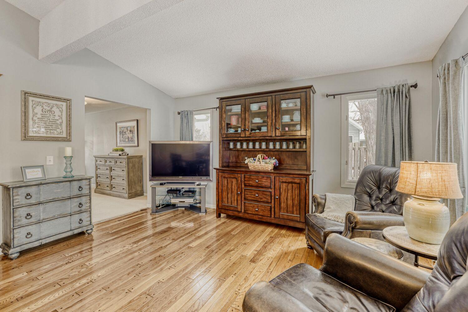 12725 11th Avenue N, Plymouth, MN, 55441