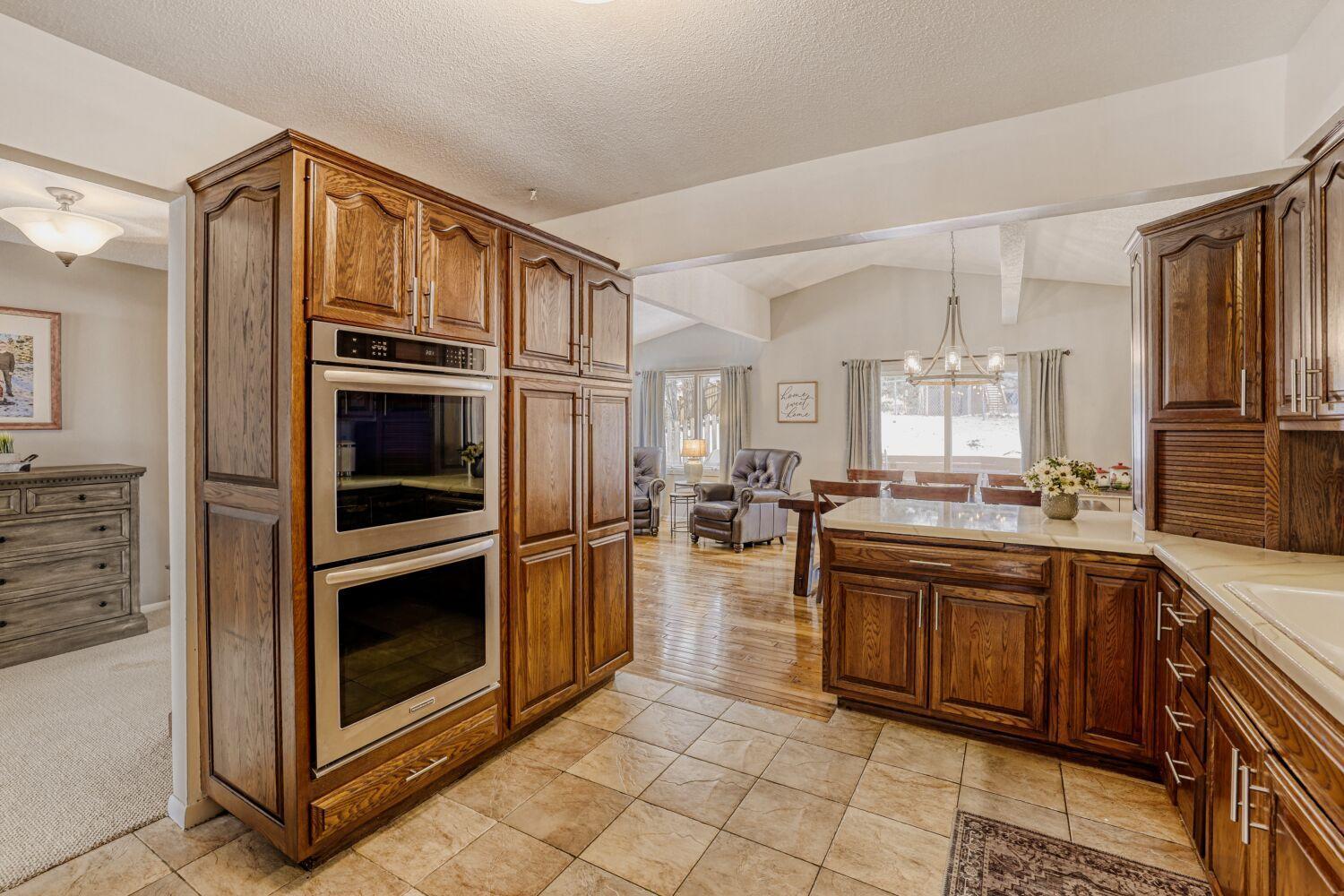 12725 11th Avenue N, Plymouth, MN, 55441