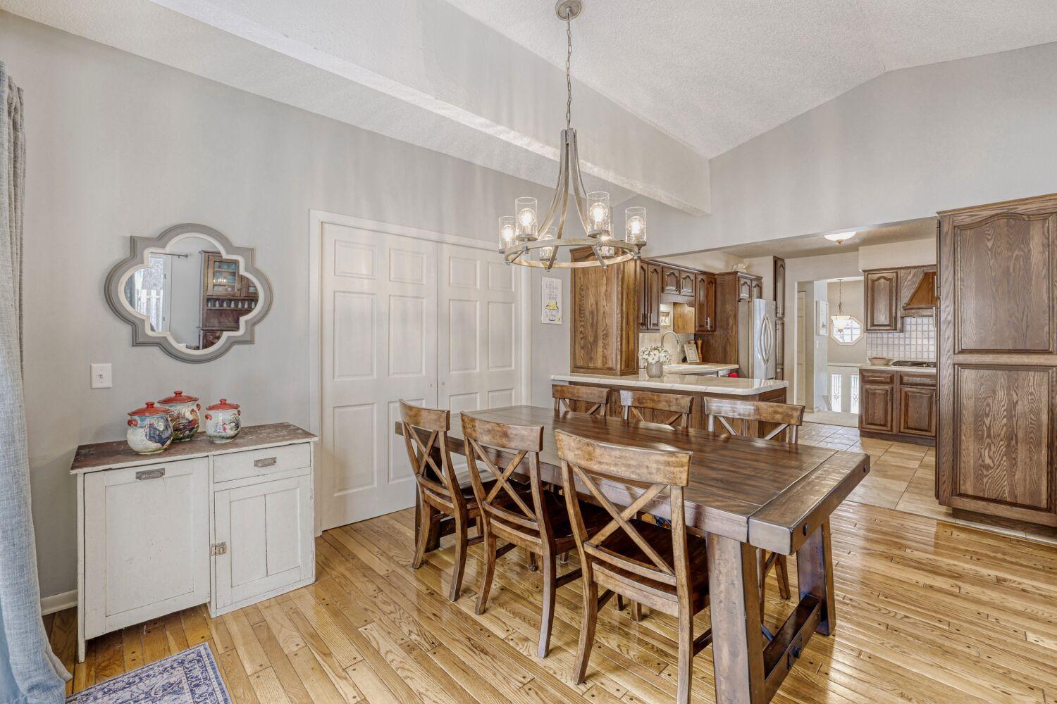 12725 11th Avenue N, Plymouth, MN, 55441