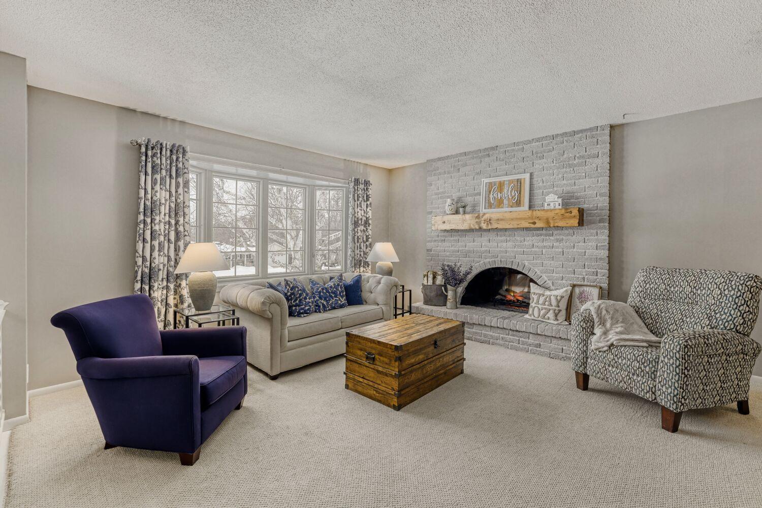 12725 11th Avenue N, Plymouth, MN, 55441