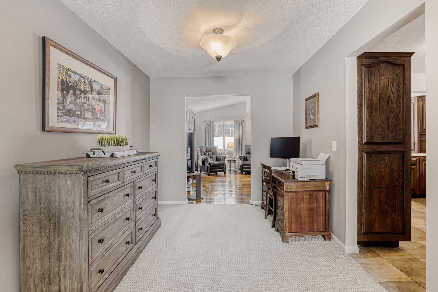 12725 11th Avenue N, Plymouth, MN, 55441