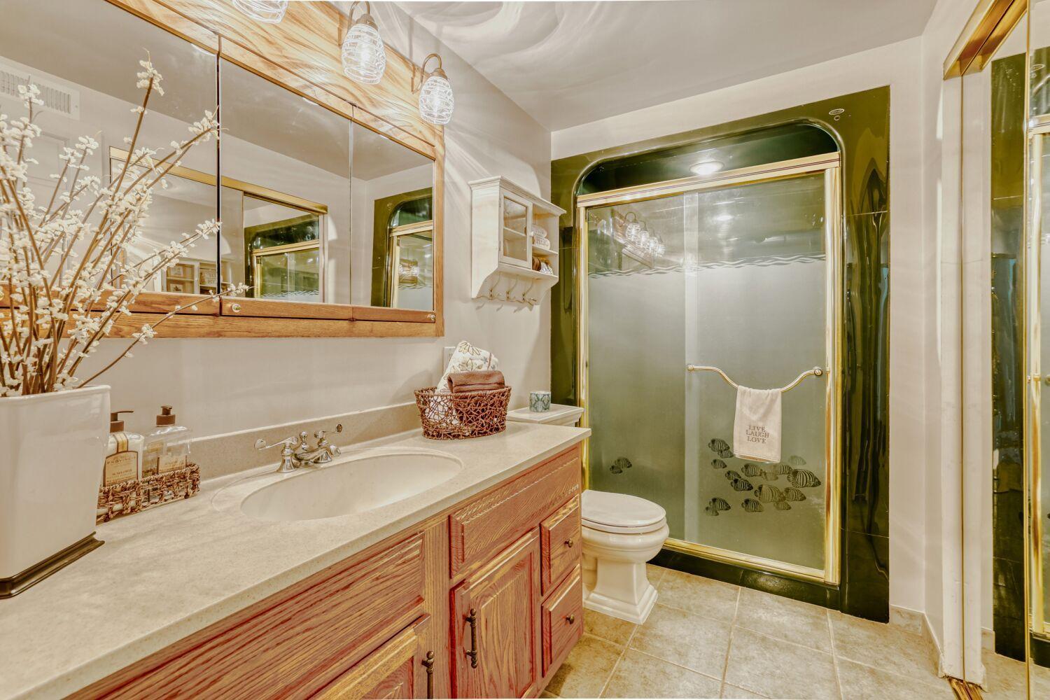 12725 11th Avenue N, Plymouth, MN, 55441