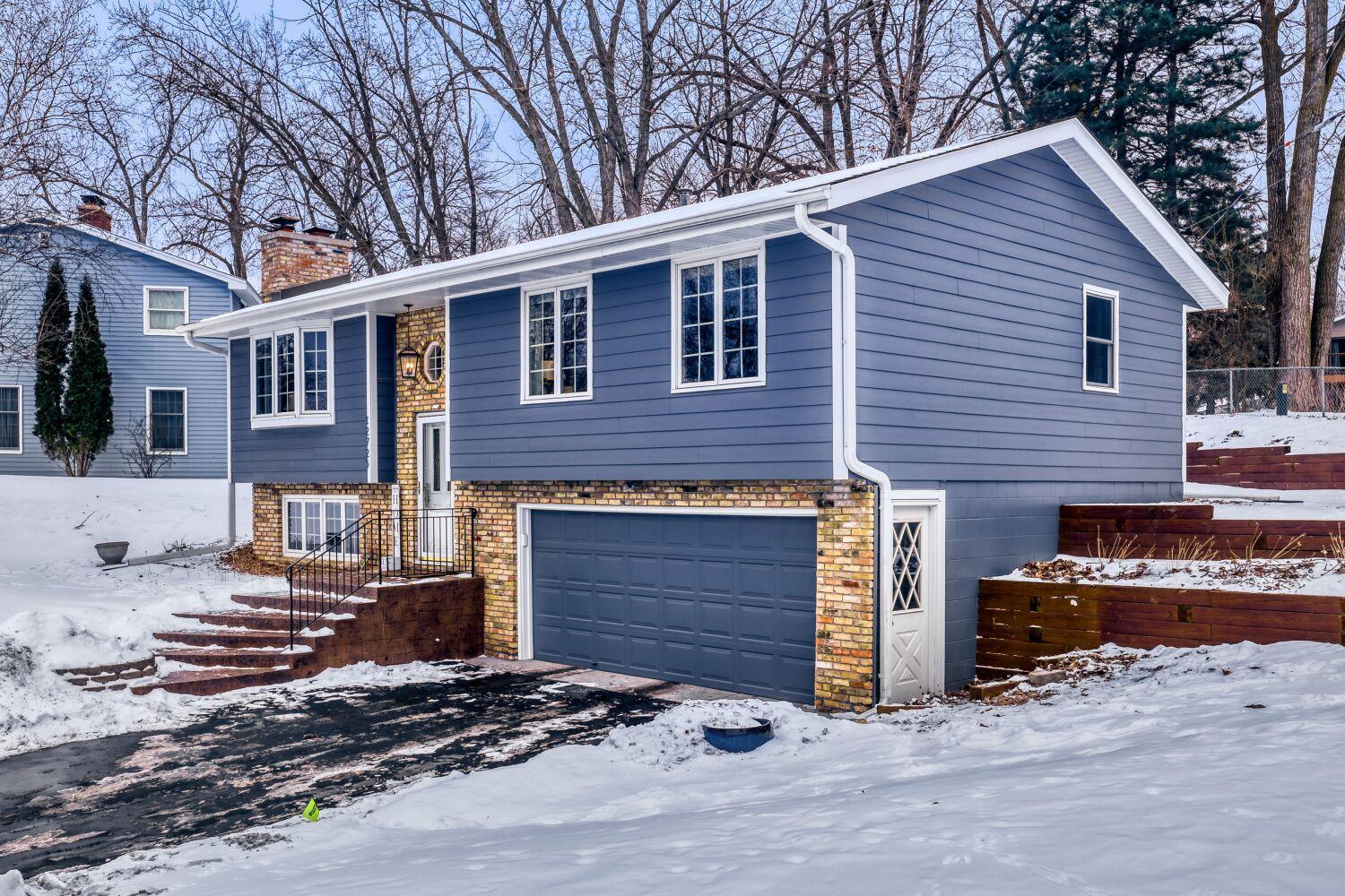 12725 11th Avenue N, Plymouth, MN, 55441