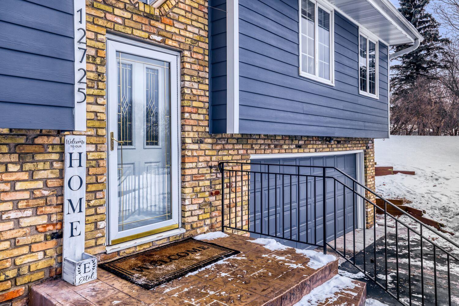 12725 11th Avenue N, Plymouth, MN, 55441