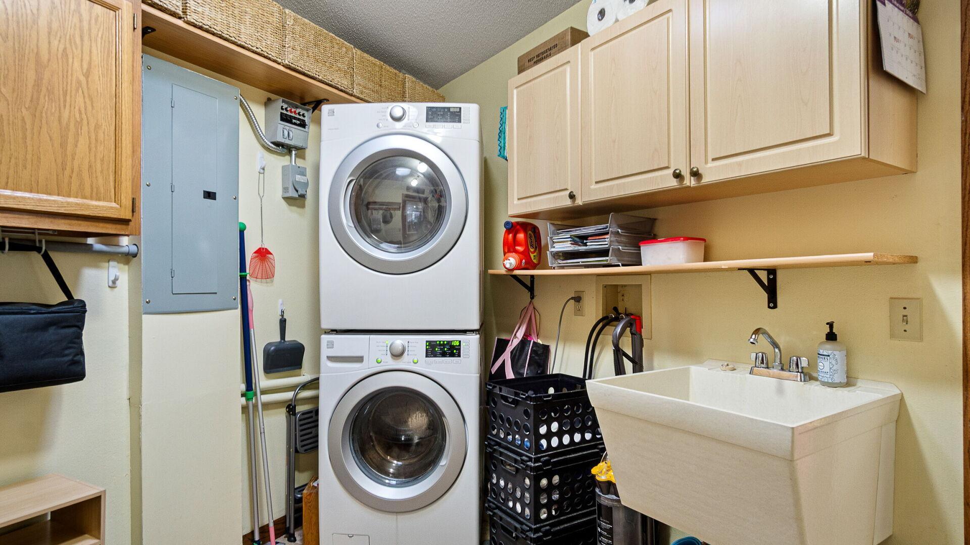 608 Fagstad Street NE, Menomonie, WI, 54751