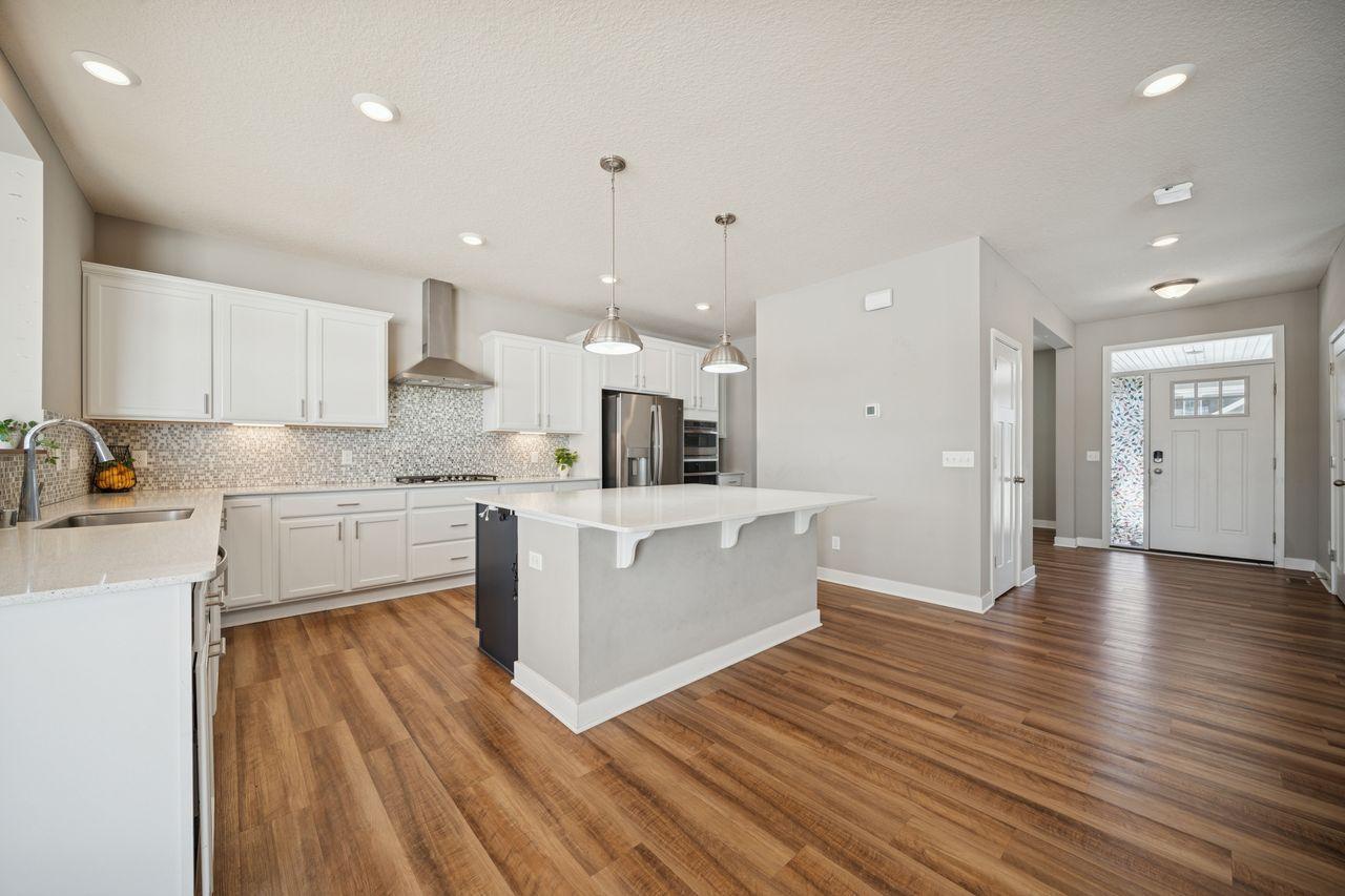 18474 Greenstone Way, Lakeville, MN, 55044