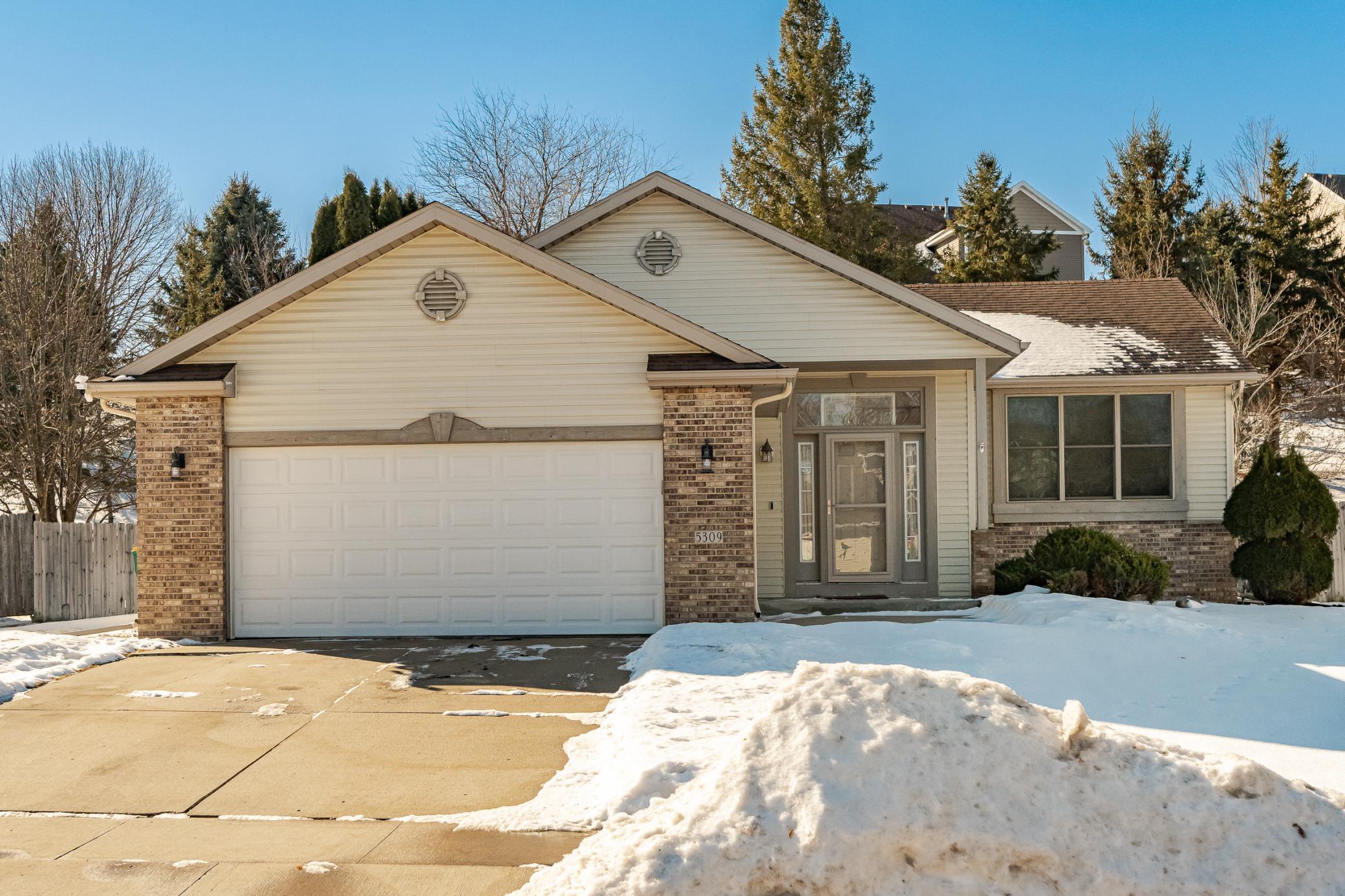 5309 Nicklaus Drive NW, Rochester, MN, 55901