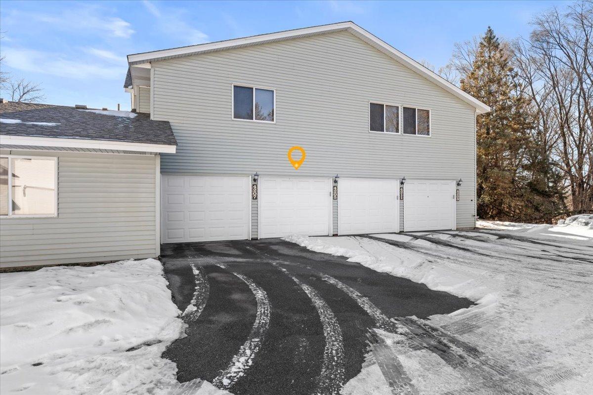 4205 Centerville Road, Vadnais Heights, MN, 55127