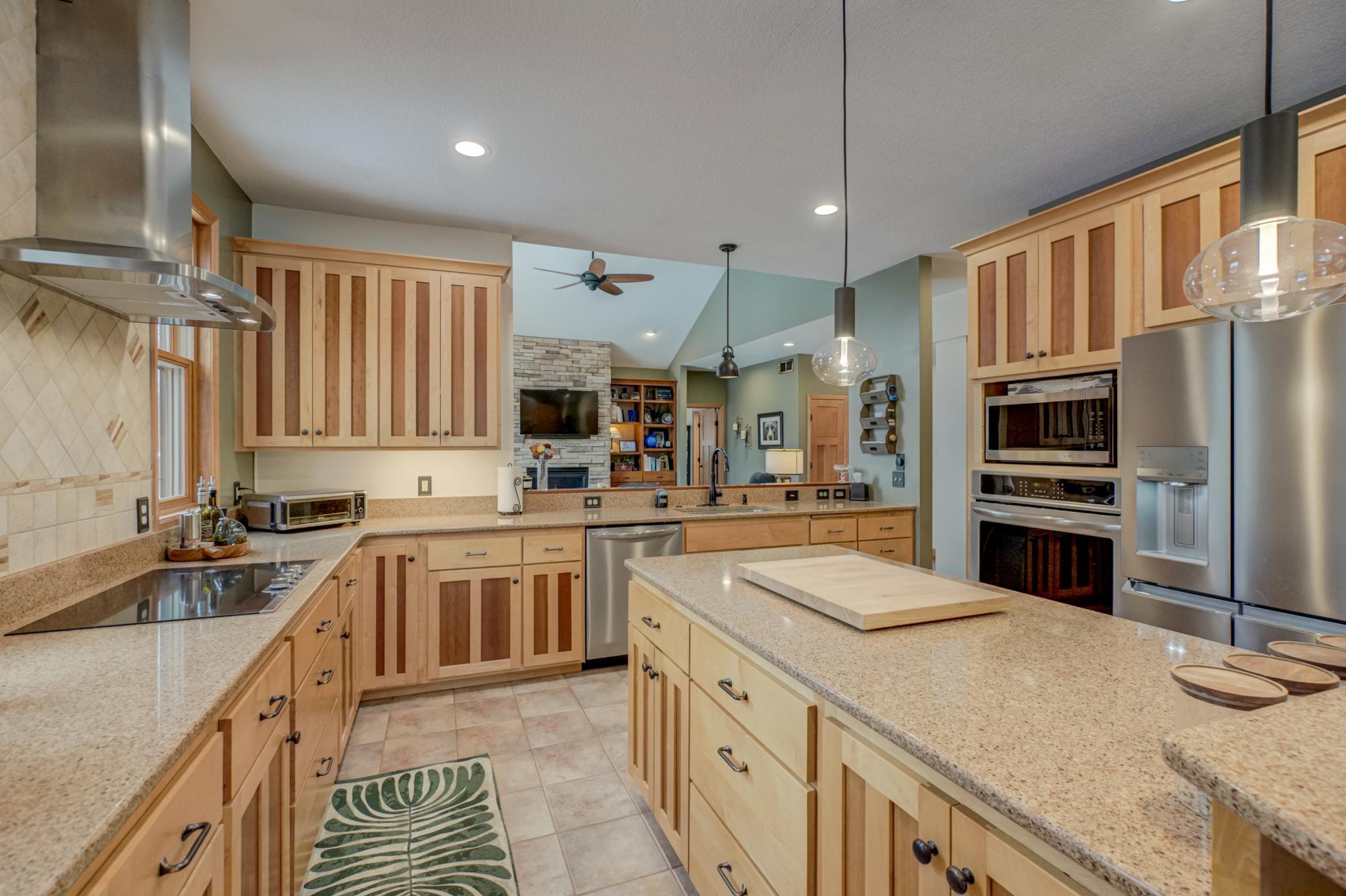 1100 Juniper Way, Hudson, WI, 54016