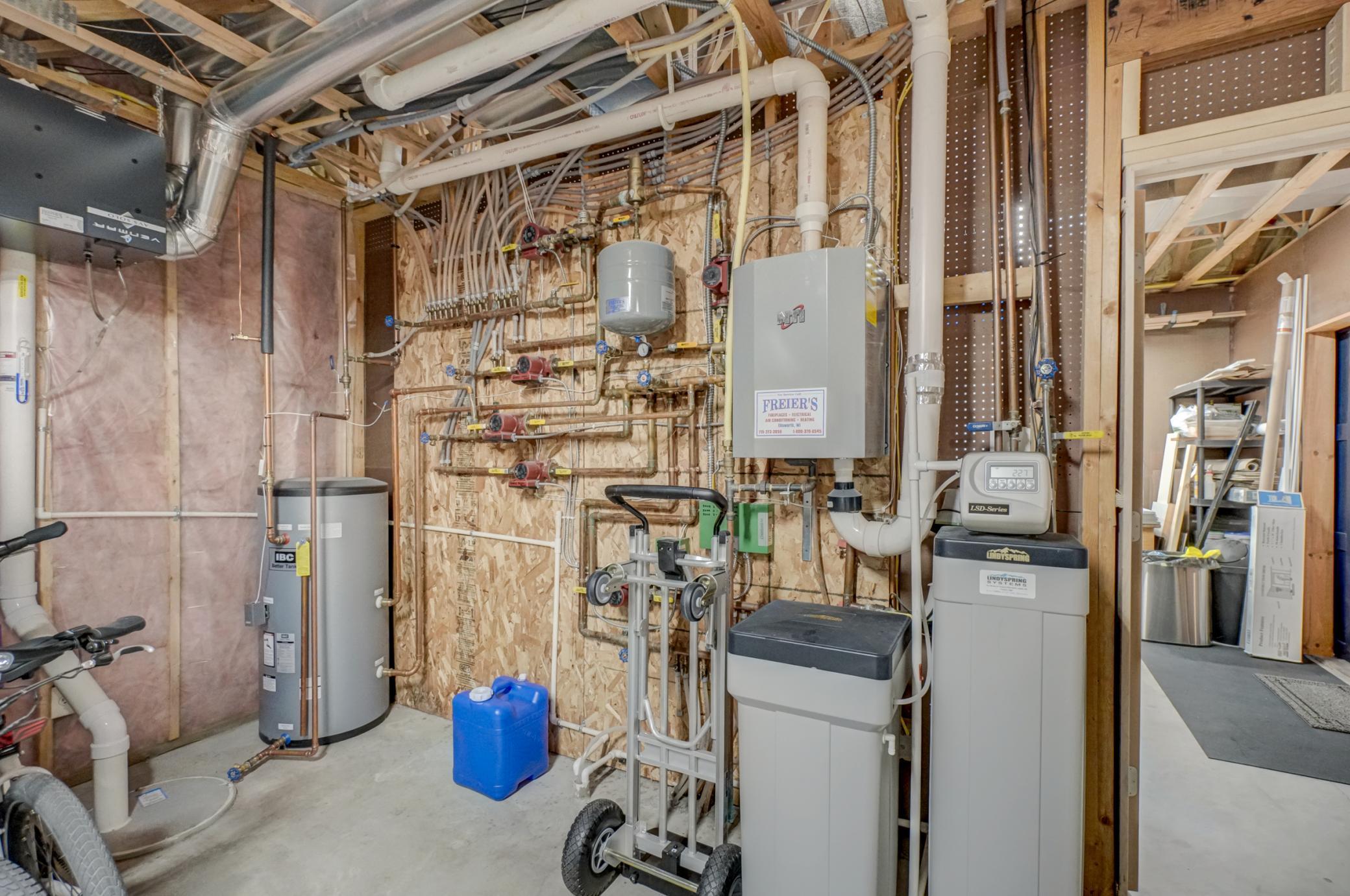 1100 Juniper Way, Hudson, WI, 54016