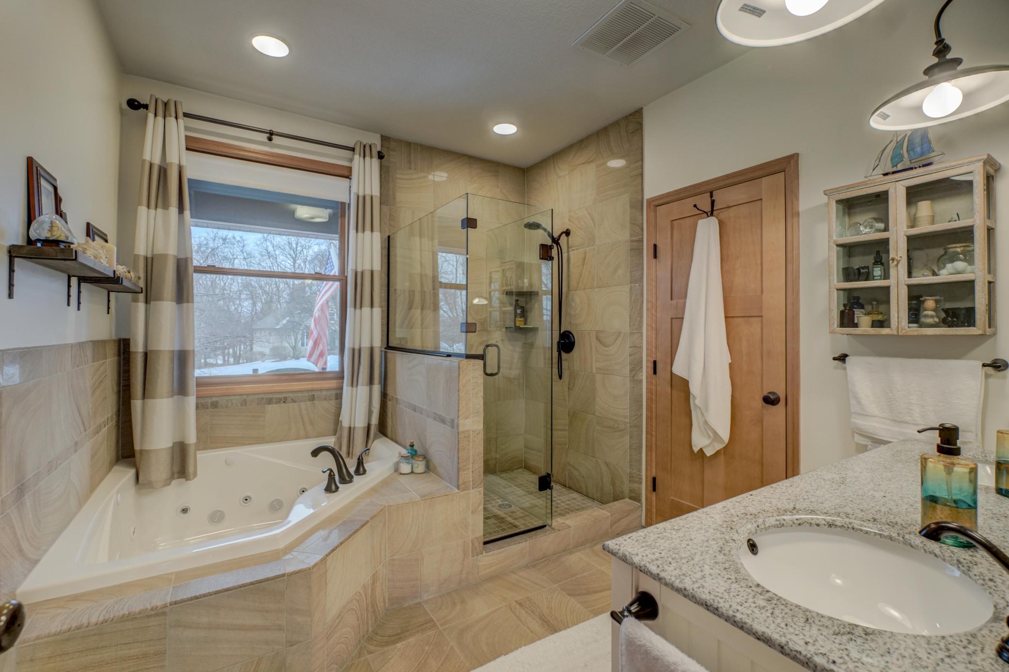 1100 Juniper Way, Hudson, WI, 54016