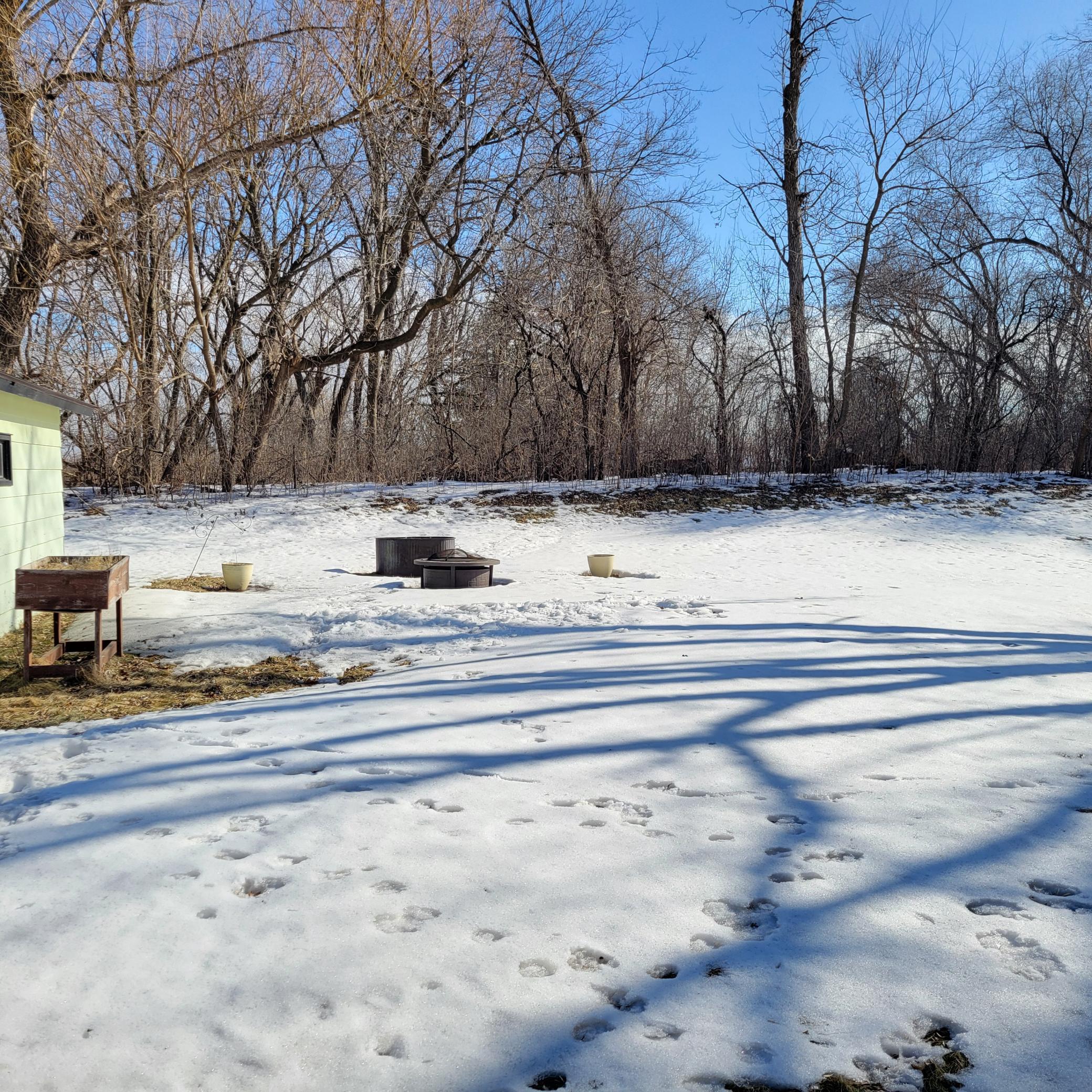 535 E Highland Park Drive NE, Hutchinson, MN, 55350