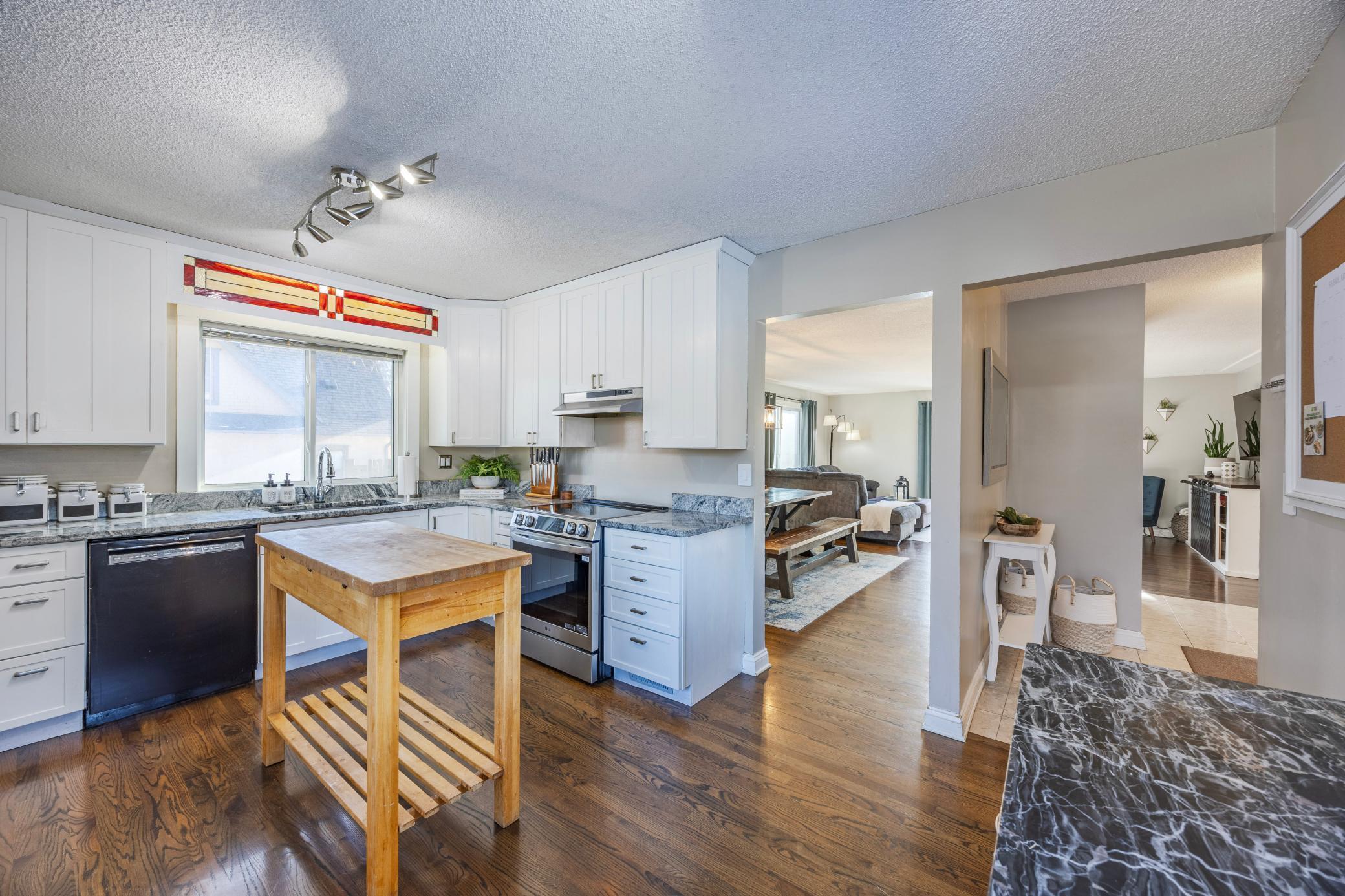 2 Belvidere Street E, Saint Paul, MN, 55107