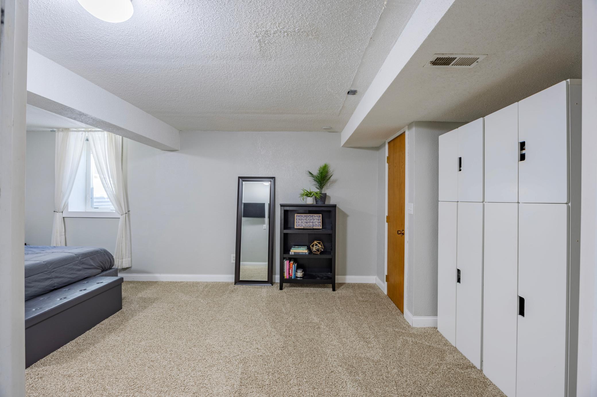 2 Belvidere Street E, Saint Paul, MN, 55107