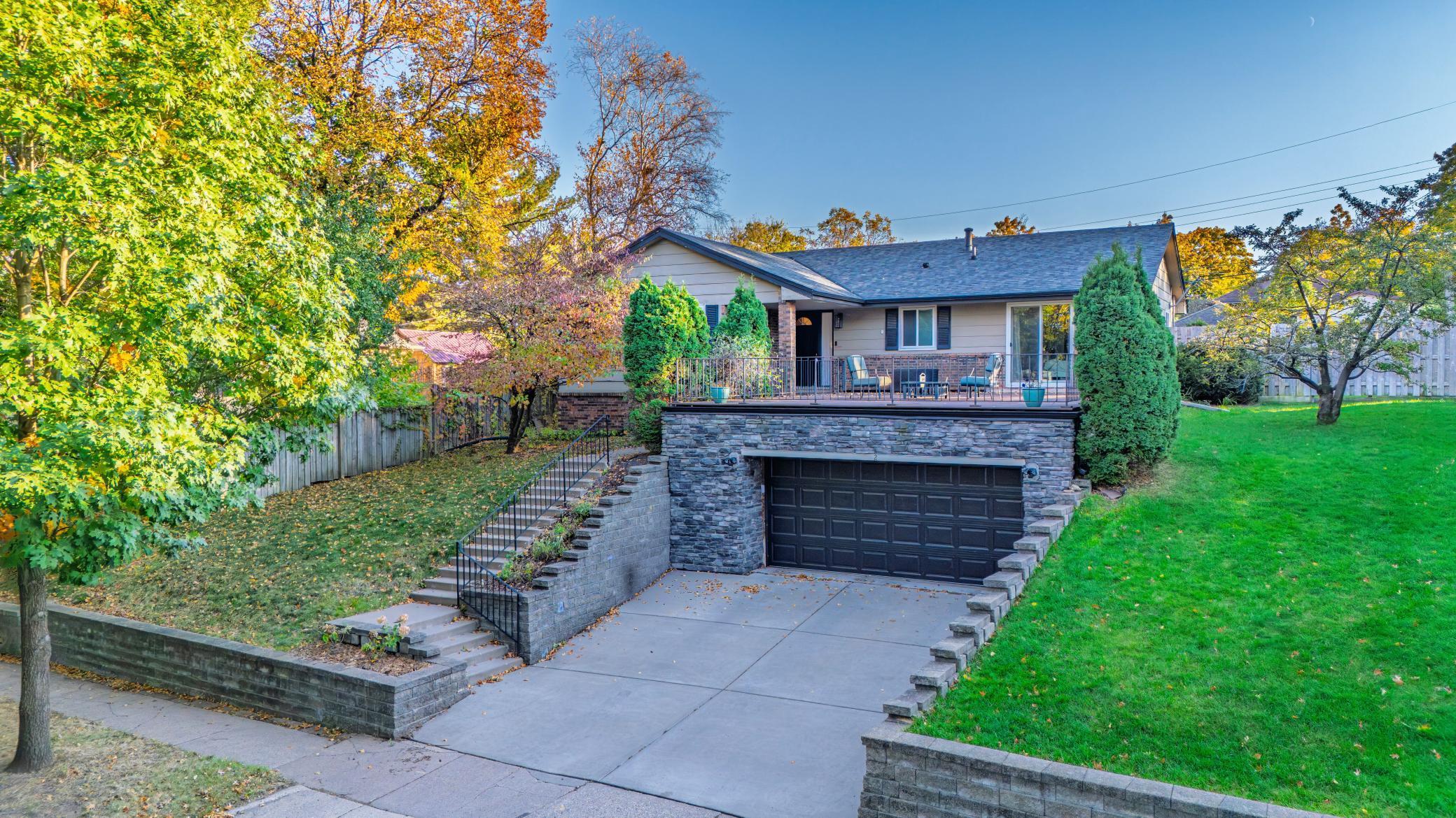 2 Belvidere Street E, Saint Paul, MN, 55107