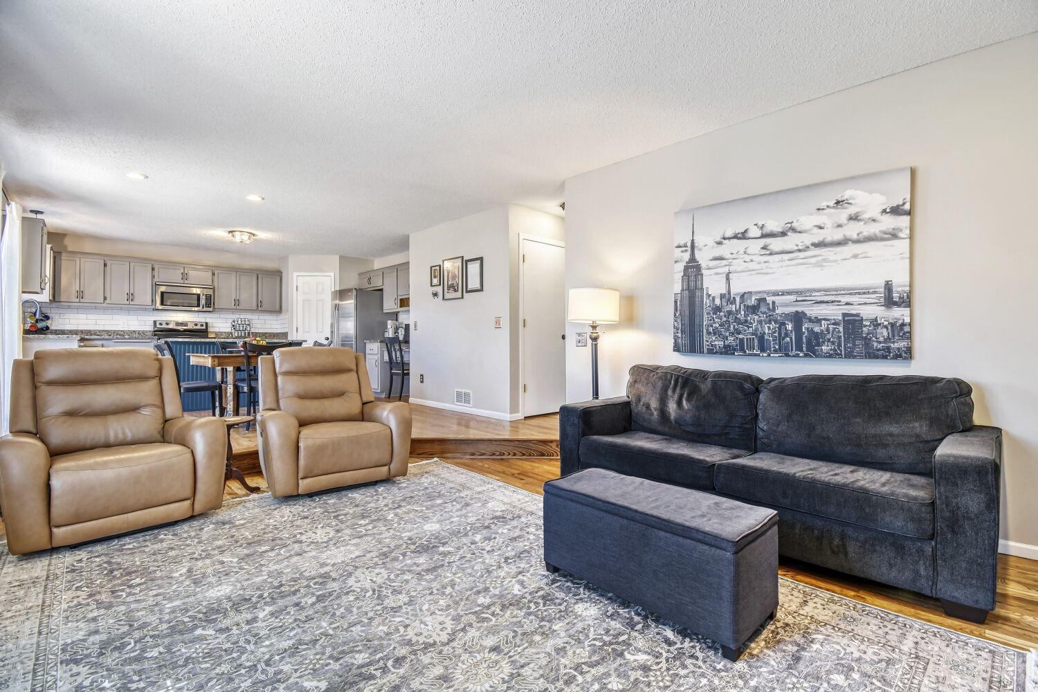 15684 Crocus Avenue W, Rosemount, MN, 55068