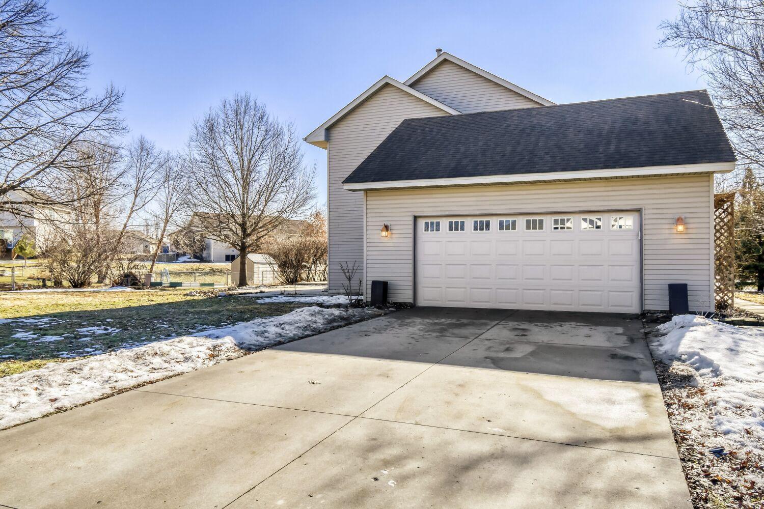 15684 Crocus Avenue W, Rosemount, MN, 55068