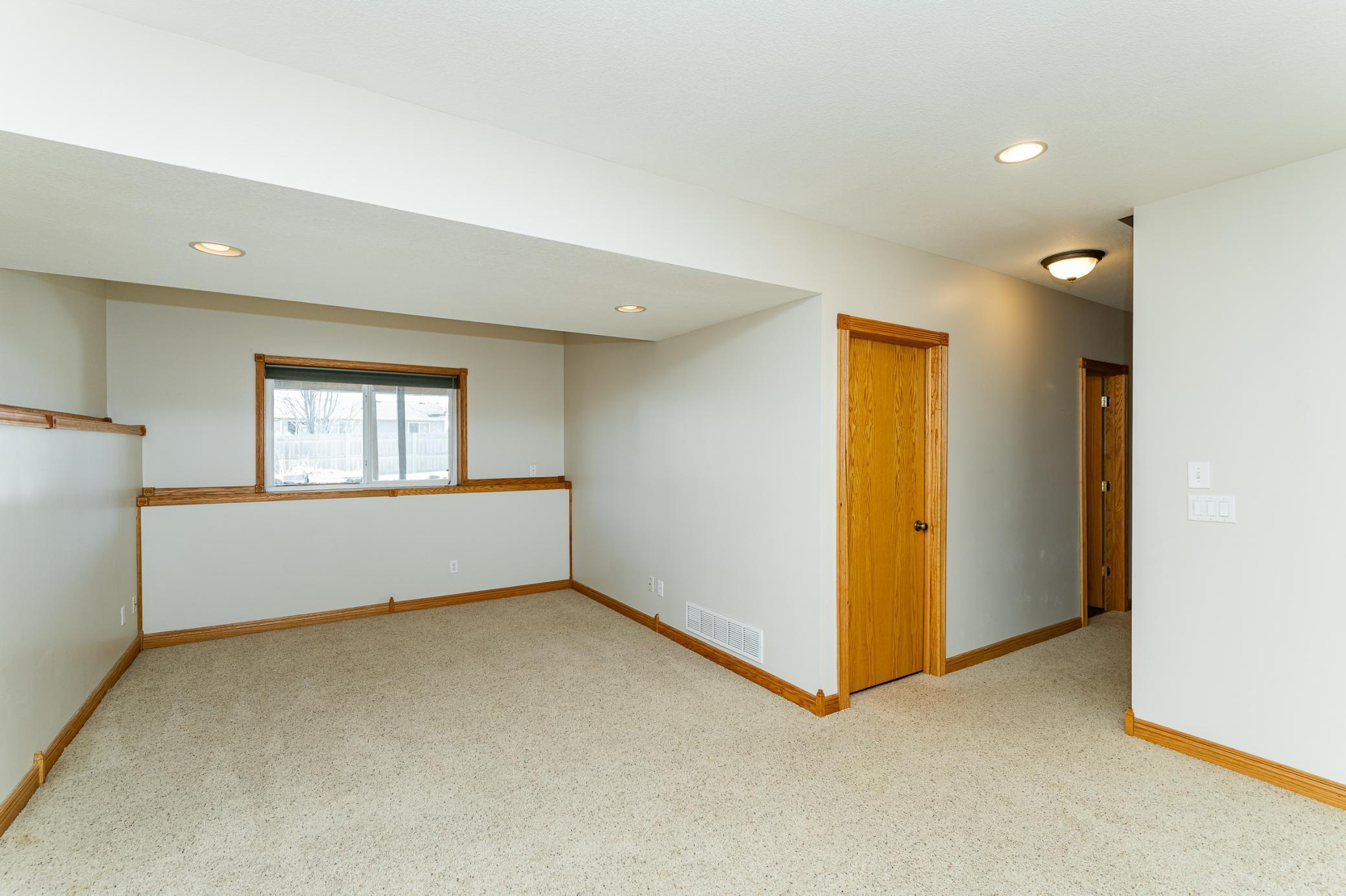 5380 56th Avenue NW, Rochester, MN, 55901