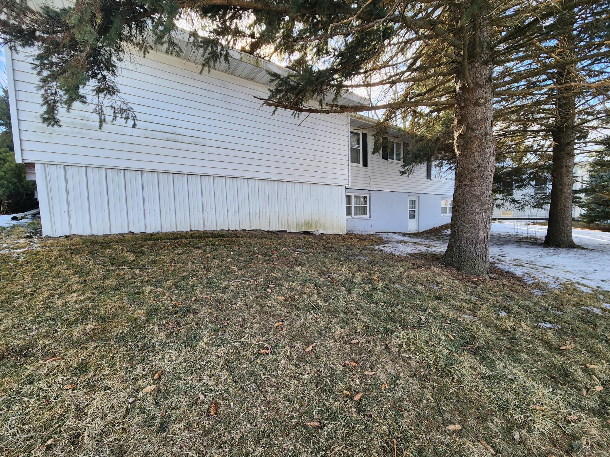 105 E Hawthorne Street, Albert Lea, MN, 56007
