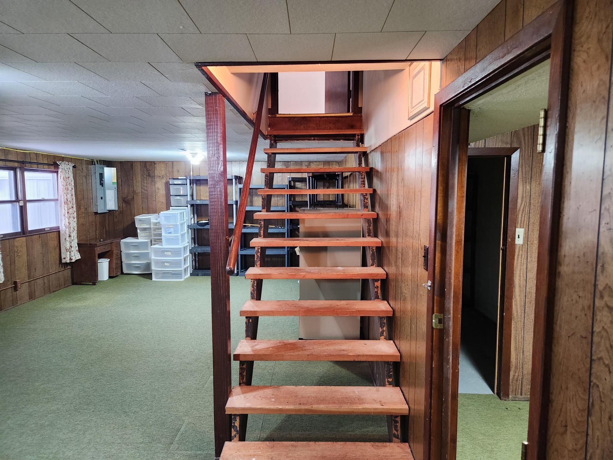 105 E Hawthorne Street, Albert Lea, MN, 56007