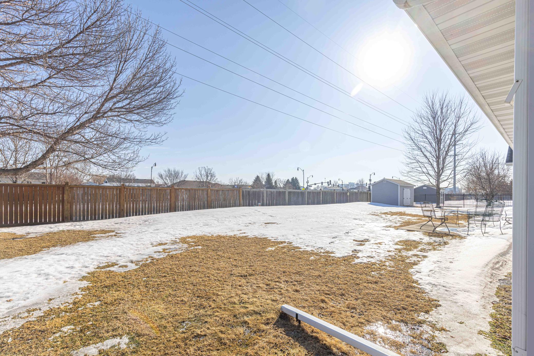 868 Lakeridge Place, West Fargo, ND, 58078