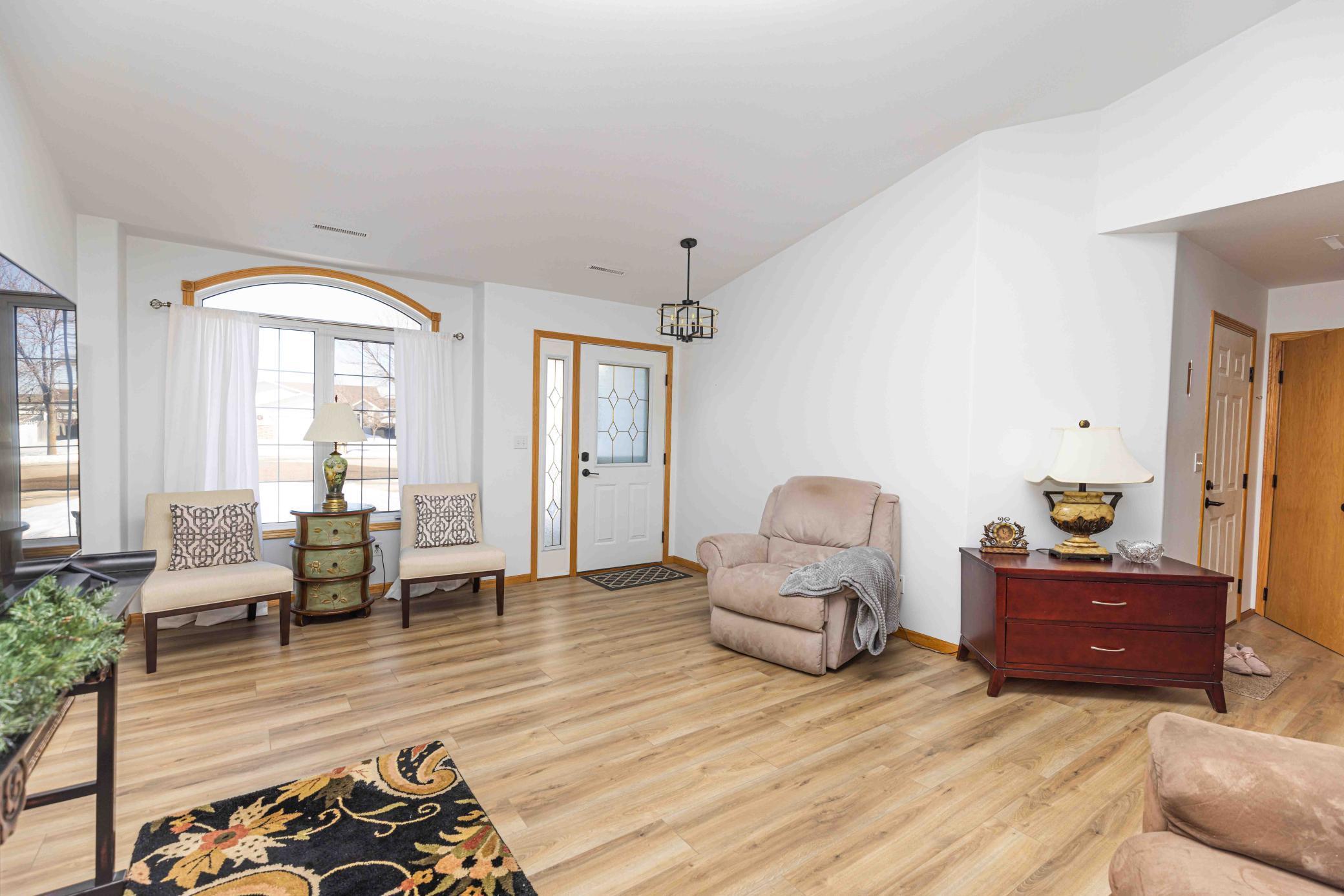 868 Lakeridge Place, West Fargo, ND, 58078