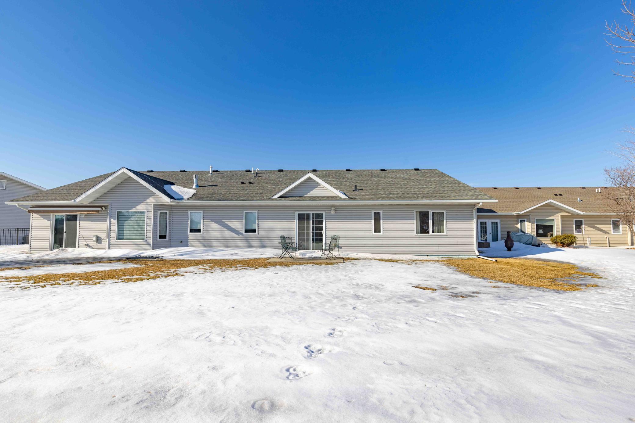 868 Lakeridge Place, West Fargo, ND, 58078